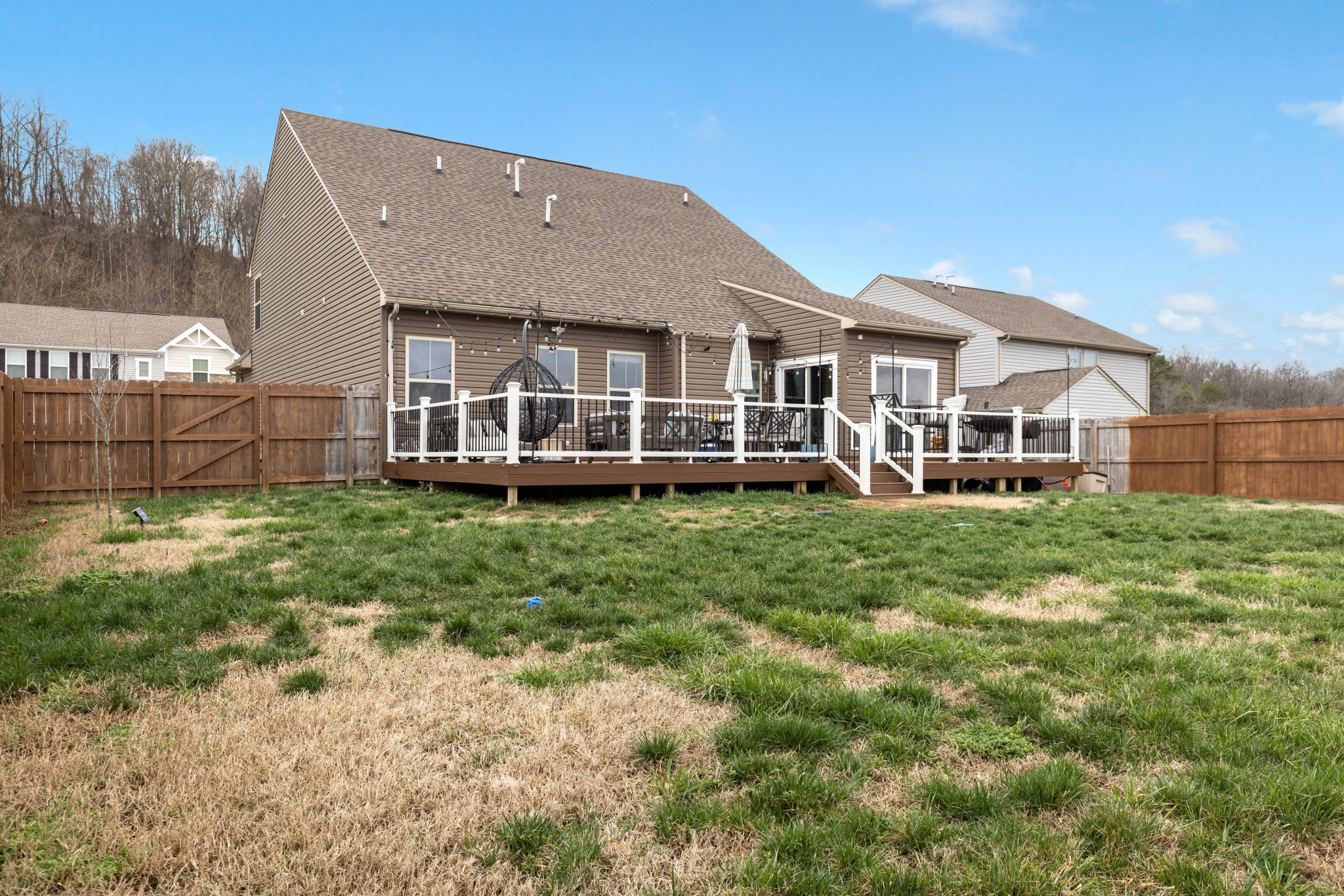 948 Fairdale Ct Property Photo 40