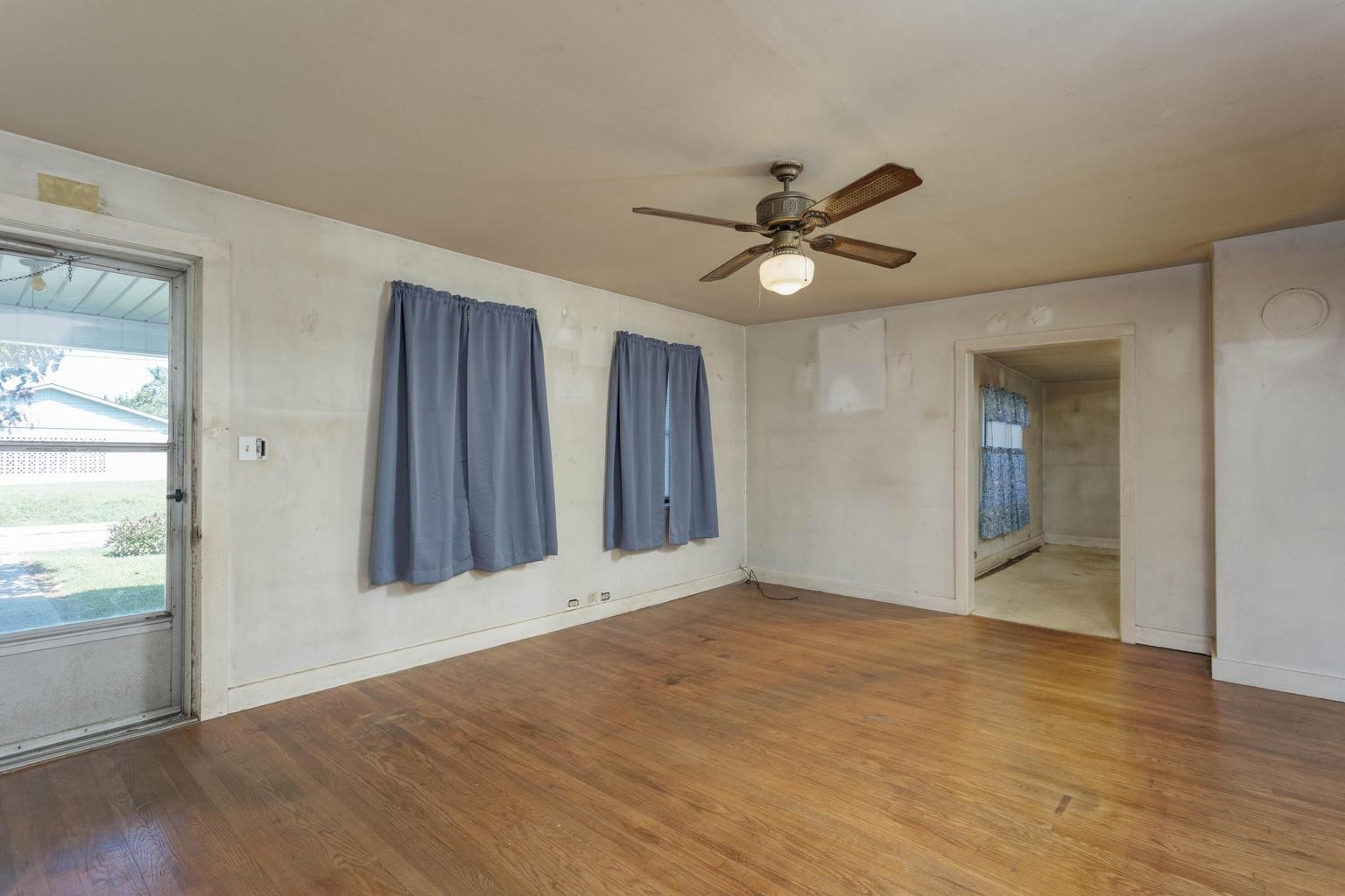 4924 Wolf Creek Rd Property Photo 9
