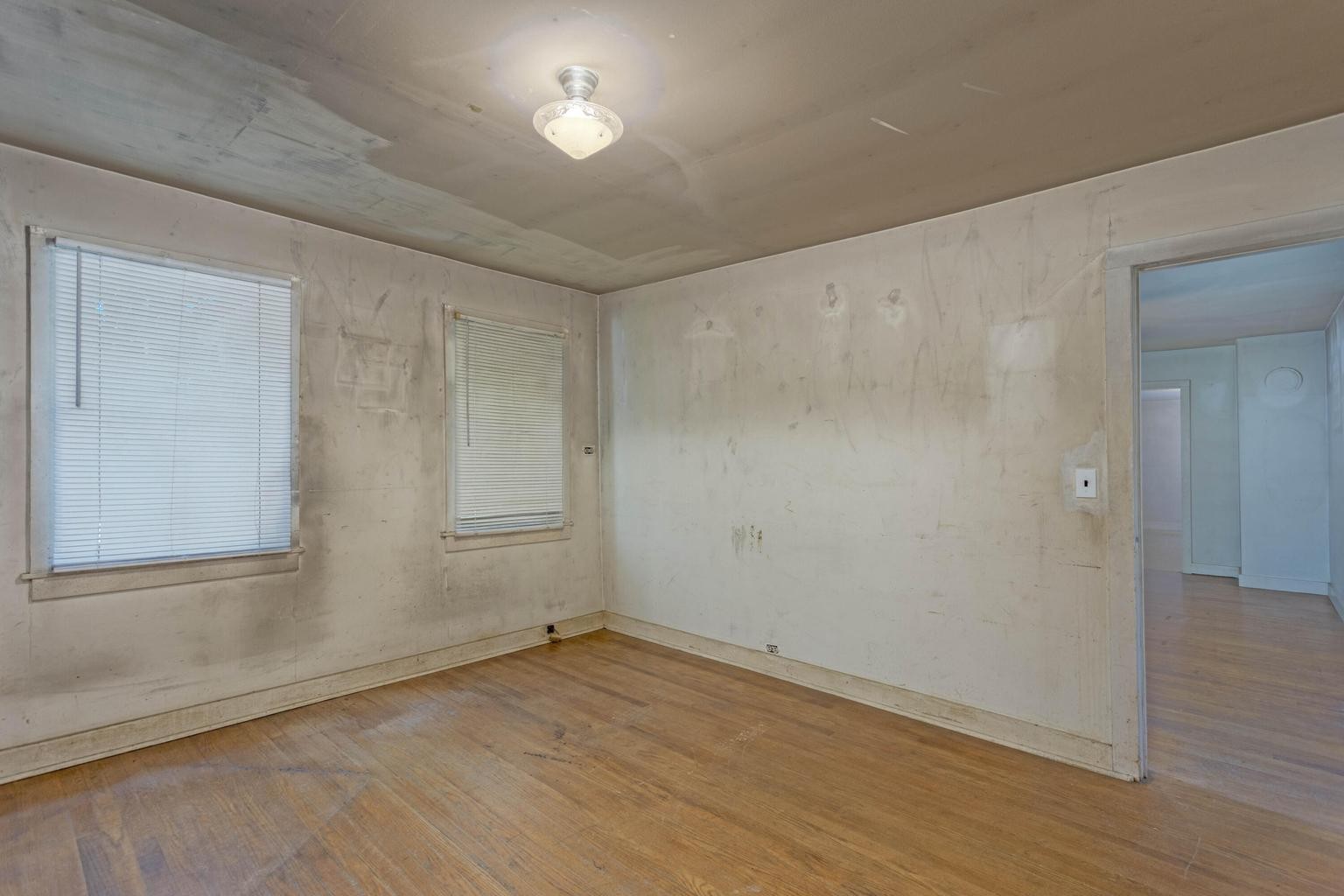4924 Wolf Creek Rd Property Photo 15
