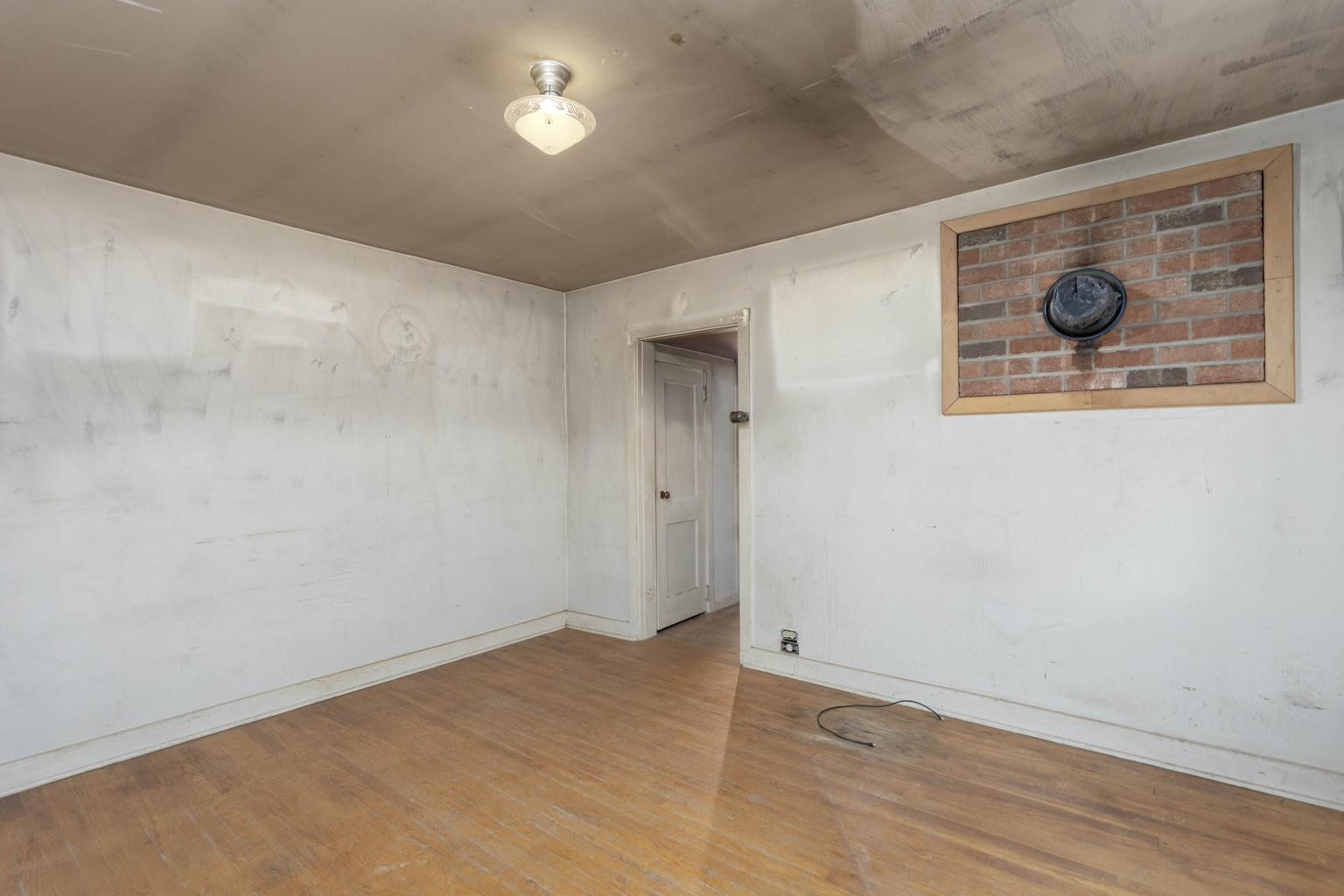 4924 Wolf Creek Rd Property Photo 16