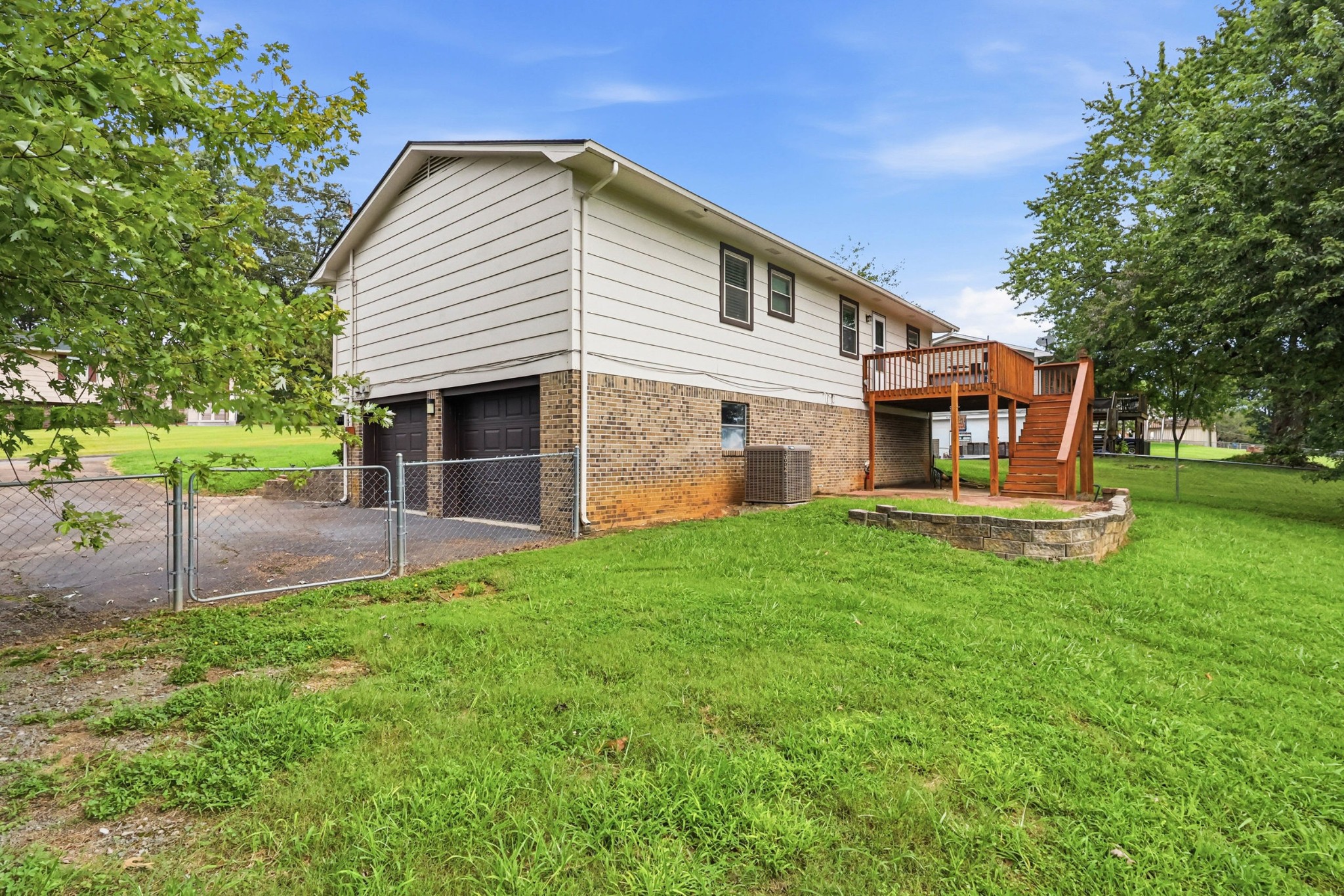 916 Tri Cir, Ne Property Photo 29