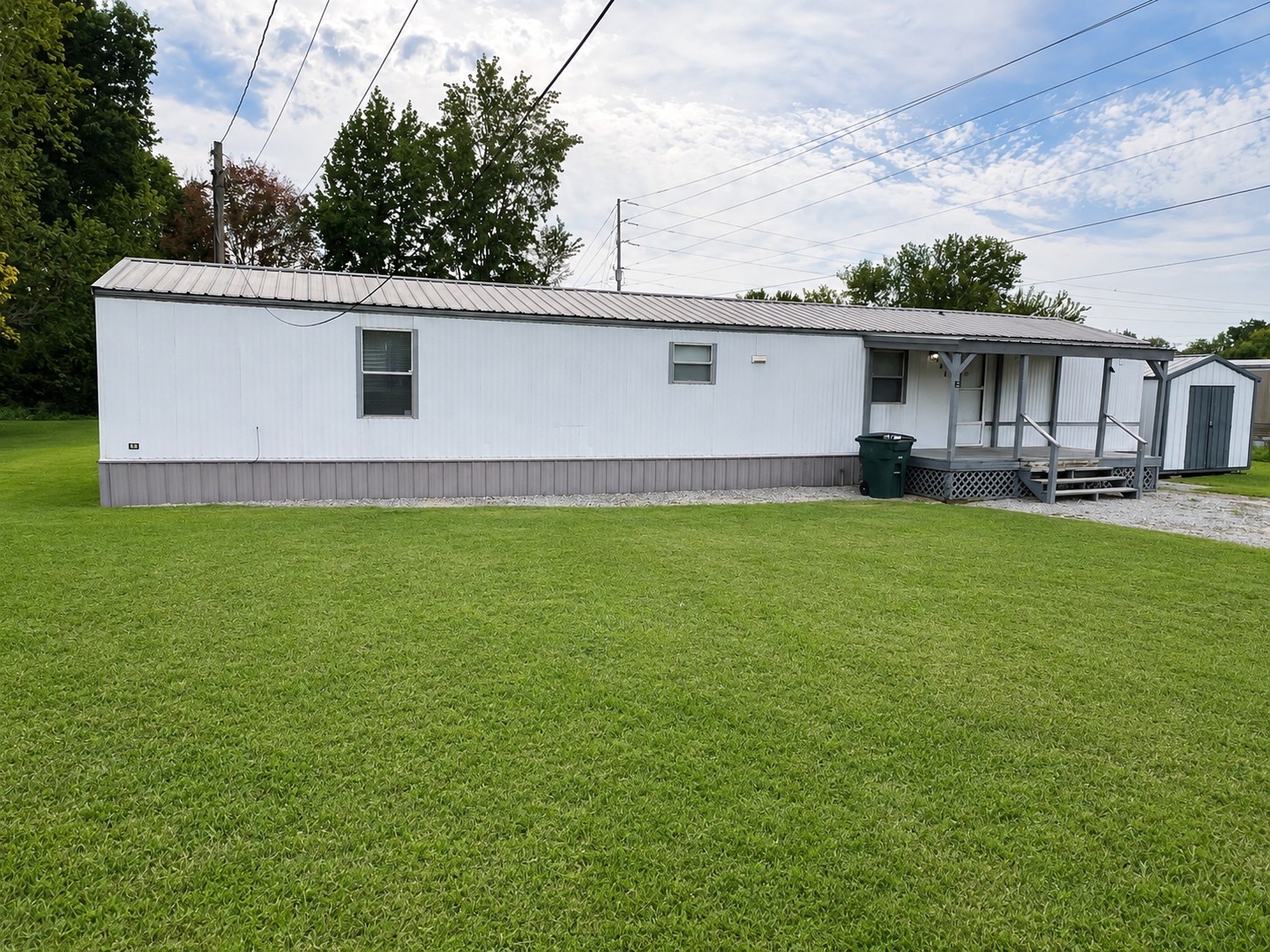 108 Sandye Ave Property Photo 1
