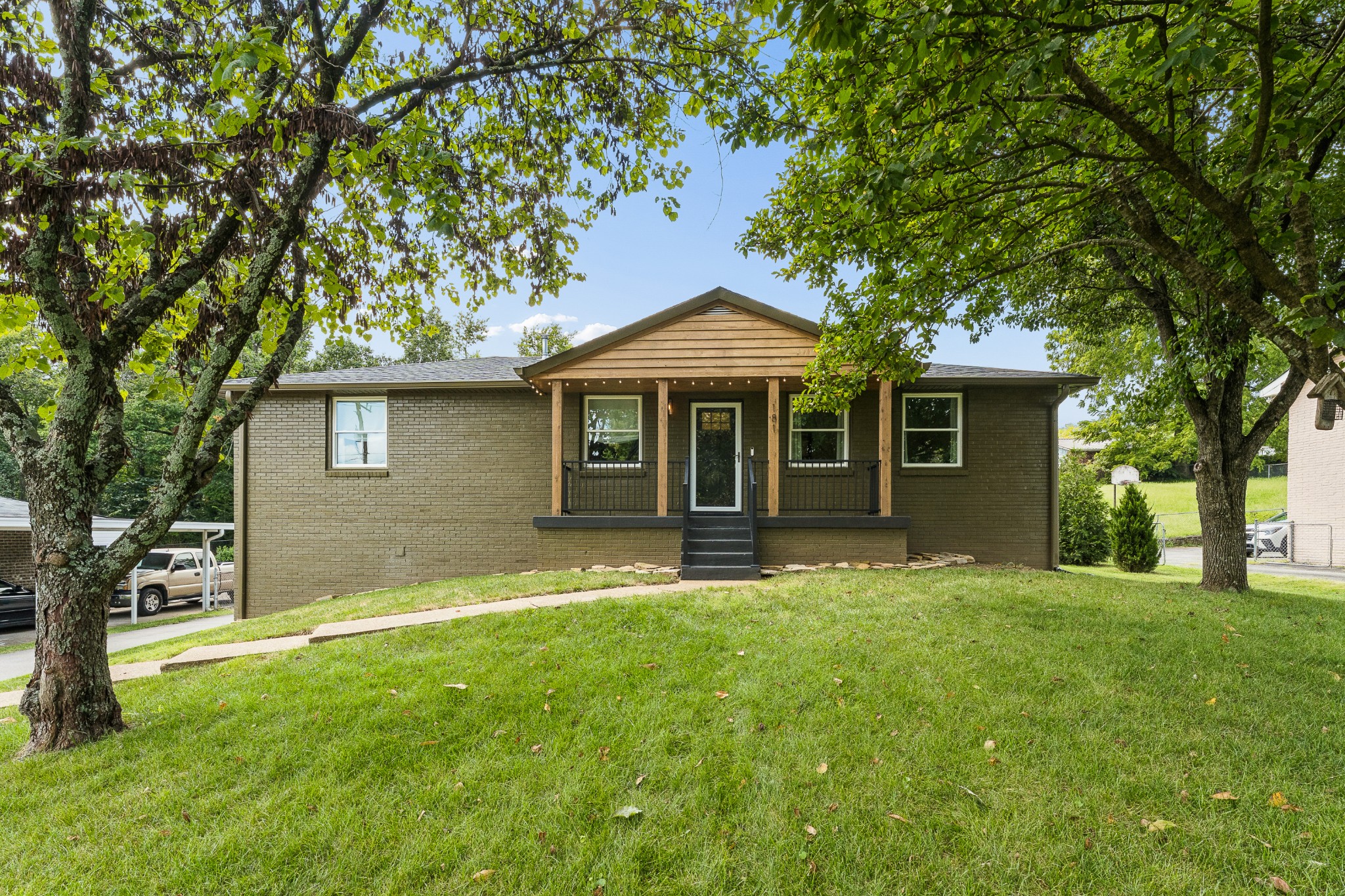 181 Mccall St Property Photo 1