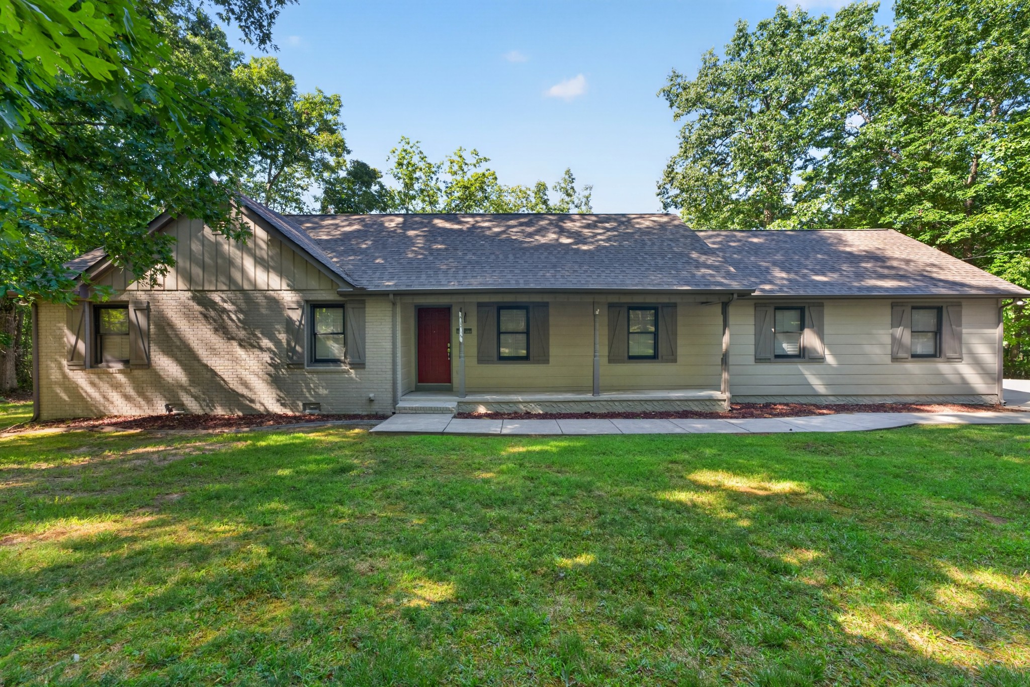 107 Chickory Ln Property Photo 4