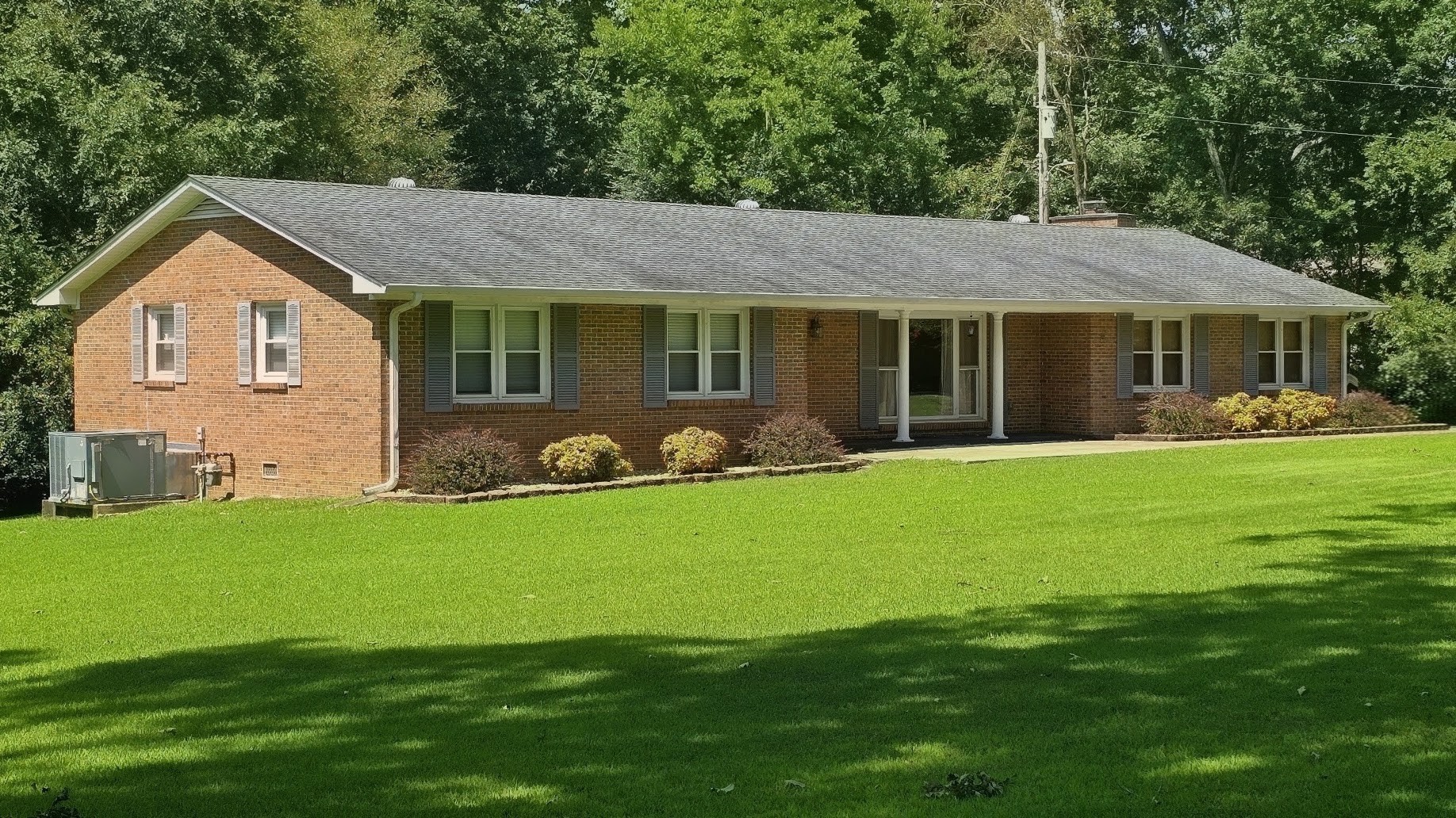 907 Asbury Dr Property Photo 1