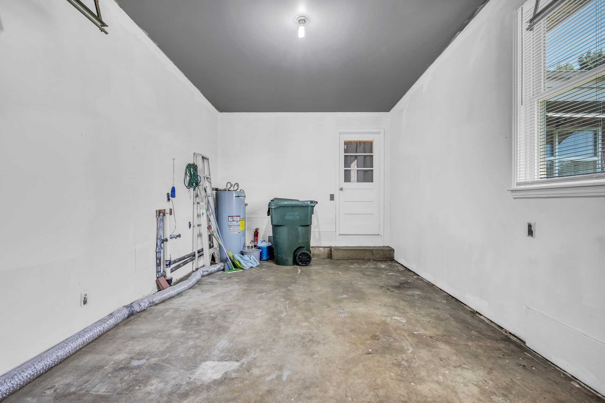 108 Villa Cir Property Photo 27