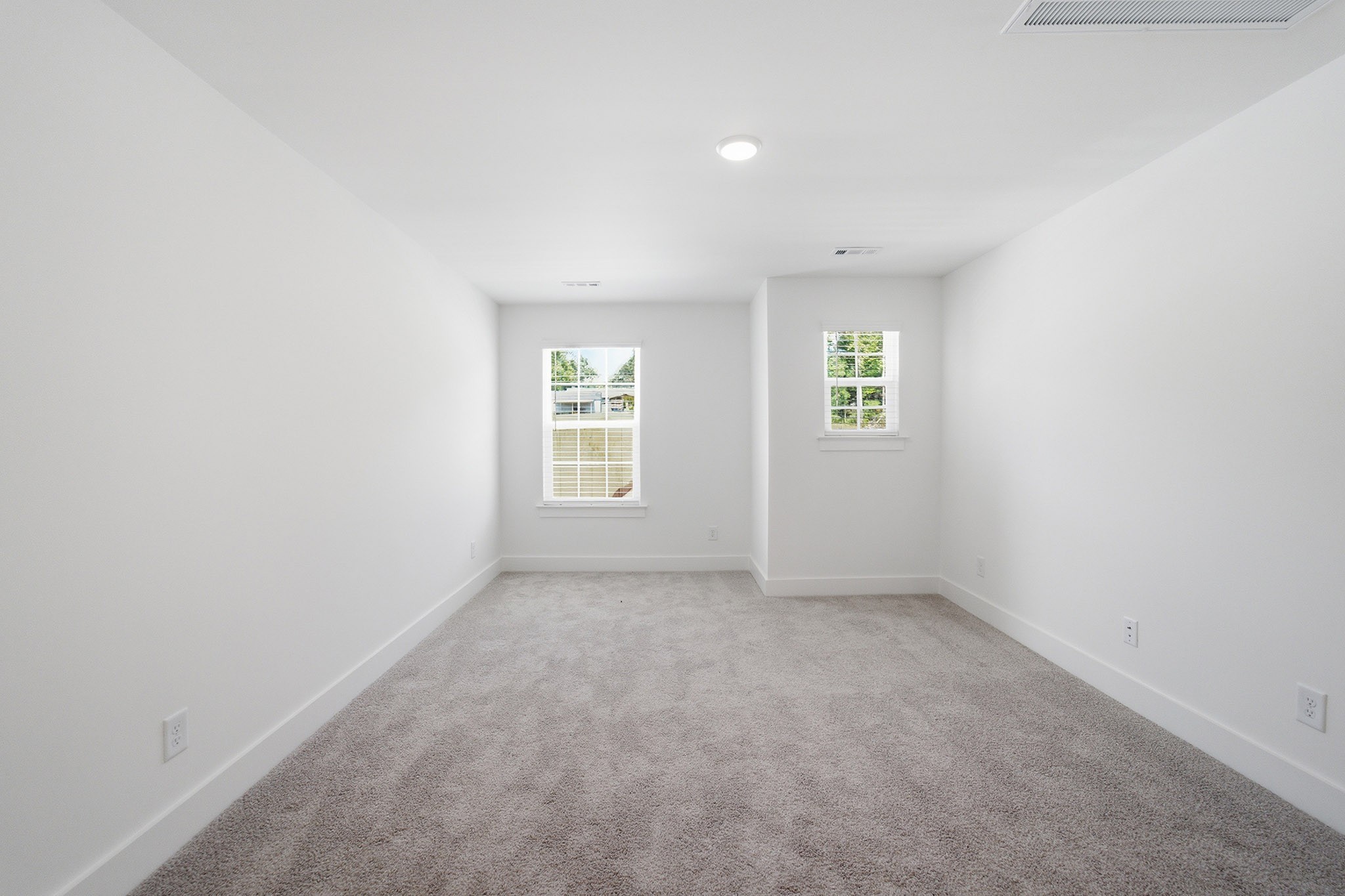 7228 Fairlawn Dr Property Photo 18
