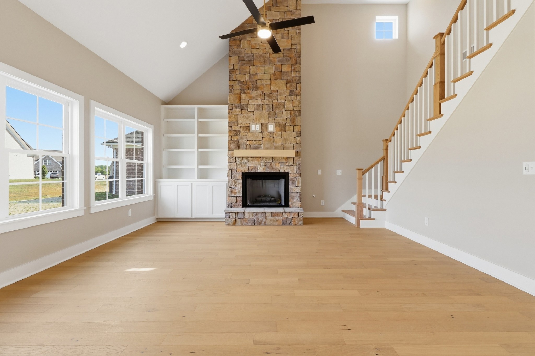 5557 Sinclair St Property Photo 14