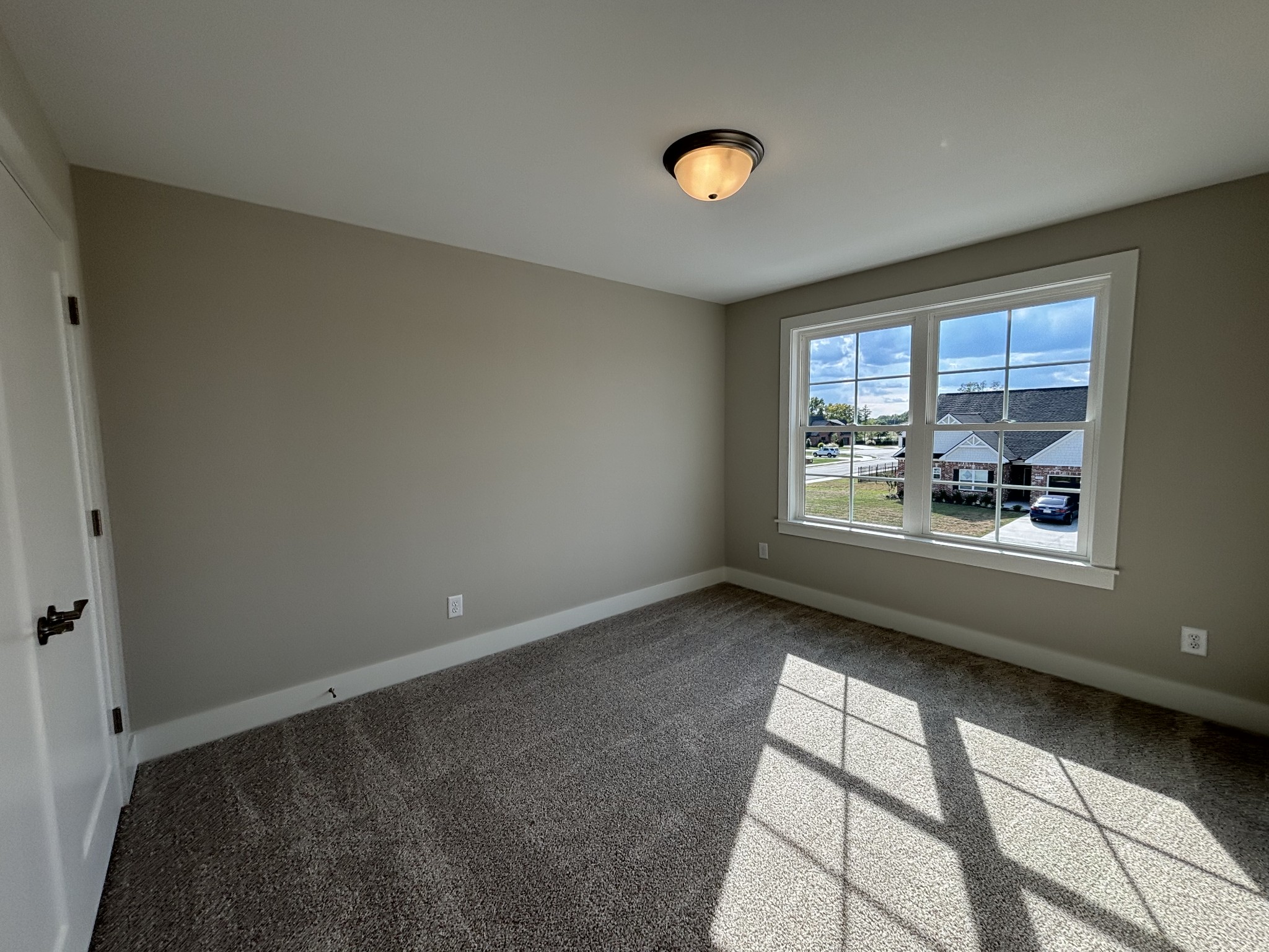 5557 Sinclair St Property Photo 18
