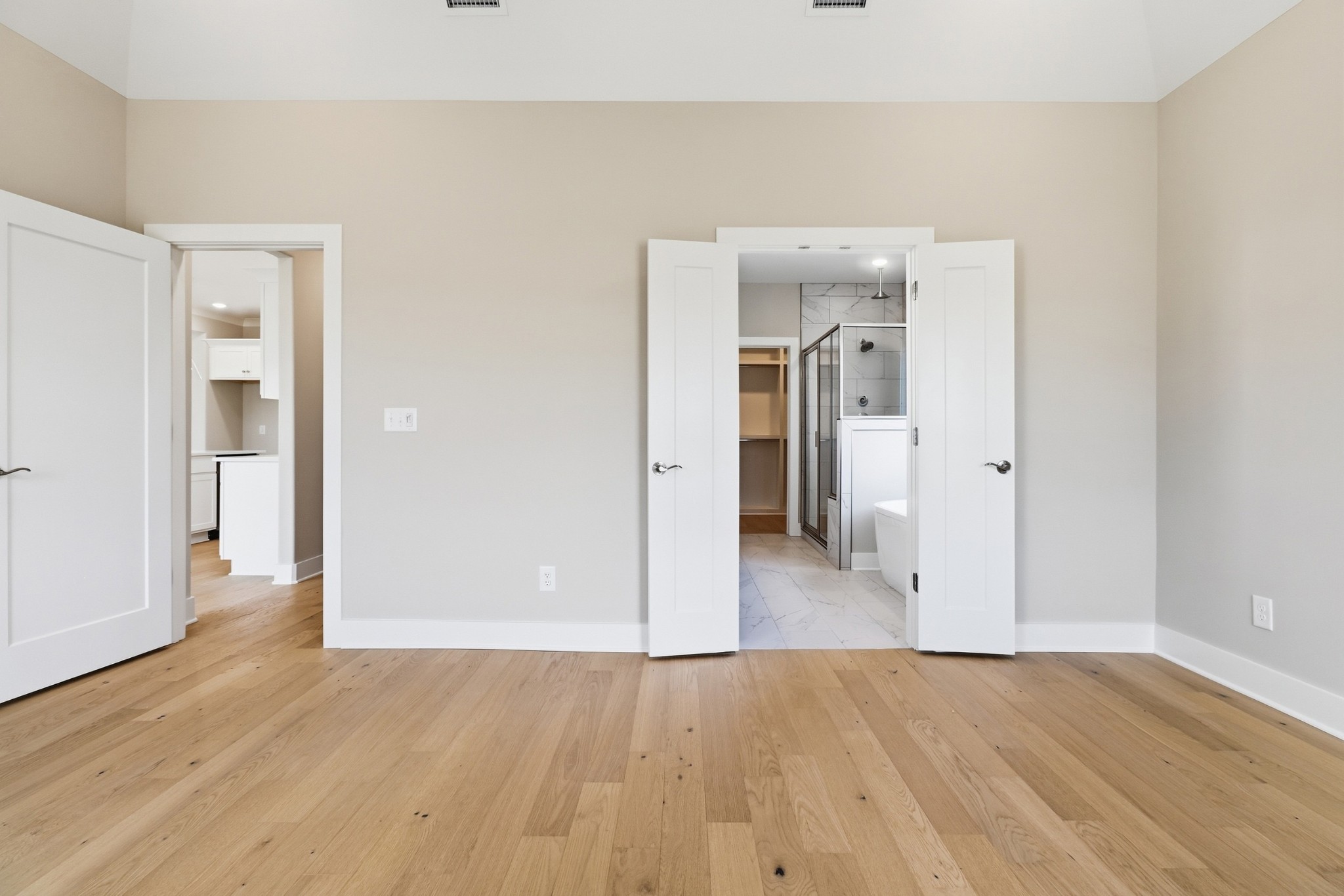 5557 Sinclair St Property Photo 18