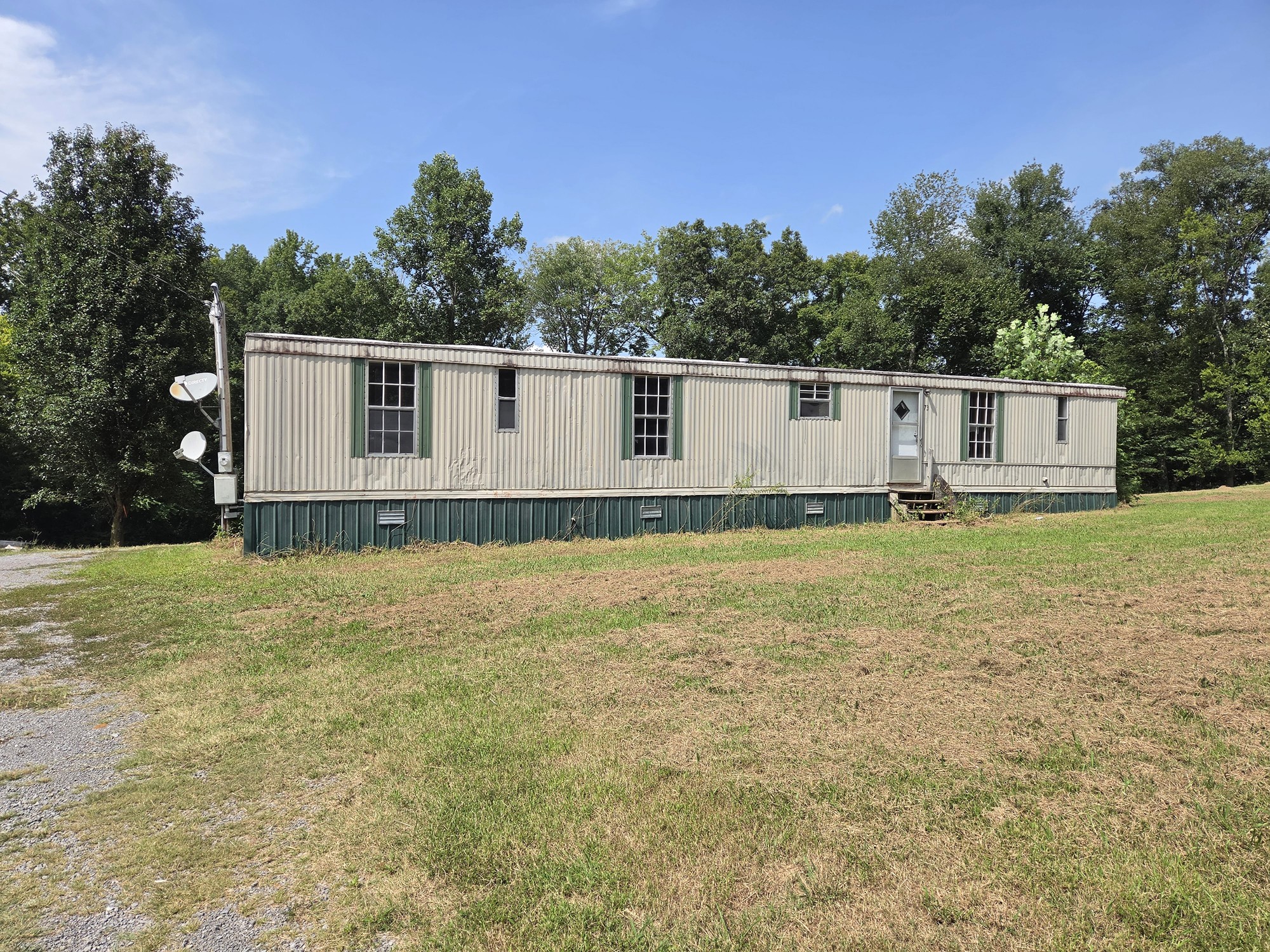 73 Patterson Rd Property Photo 1