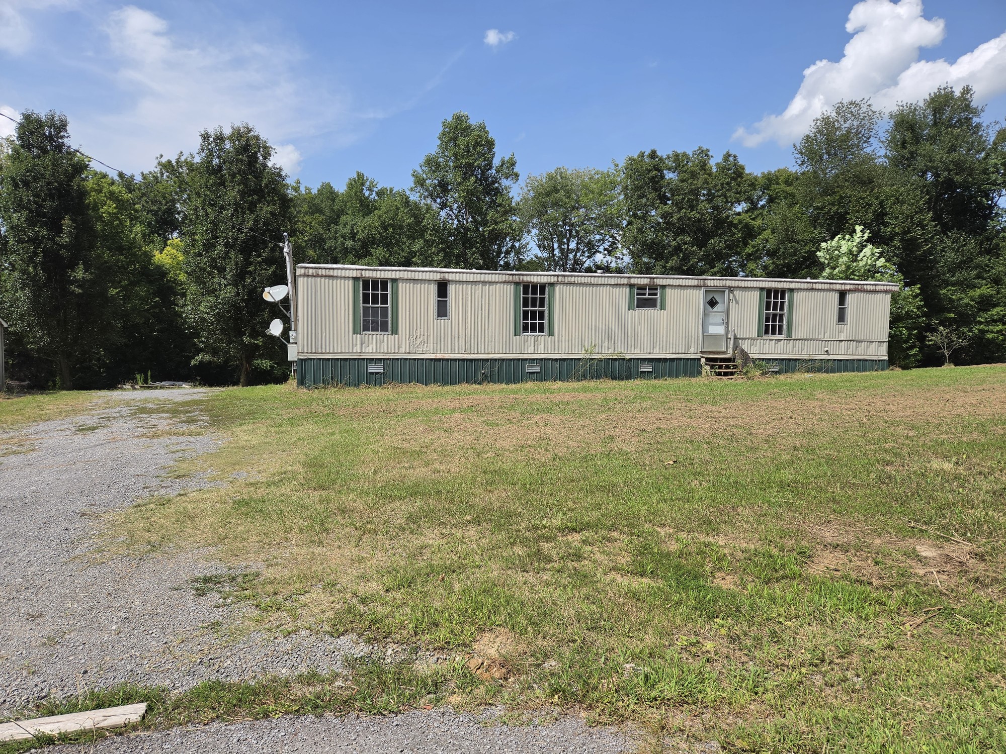 73 Patterson Rd Property Photo 6