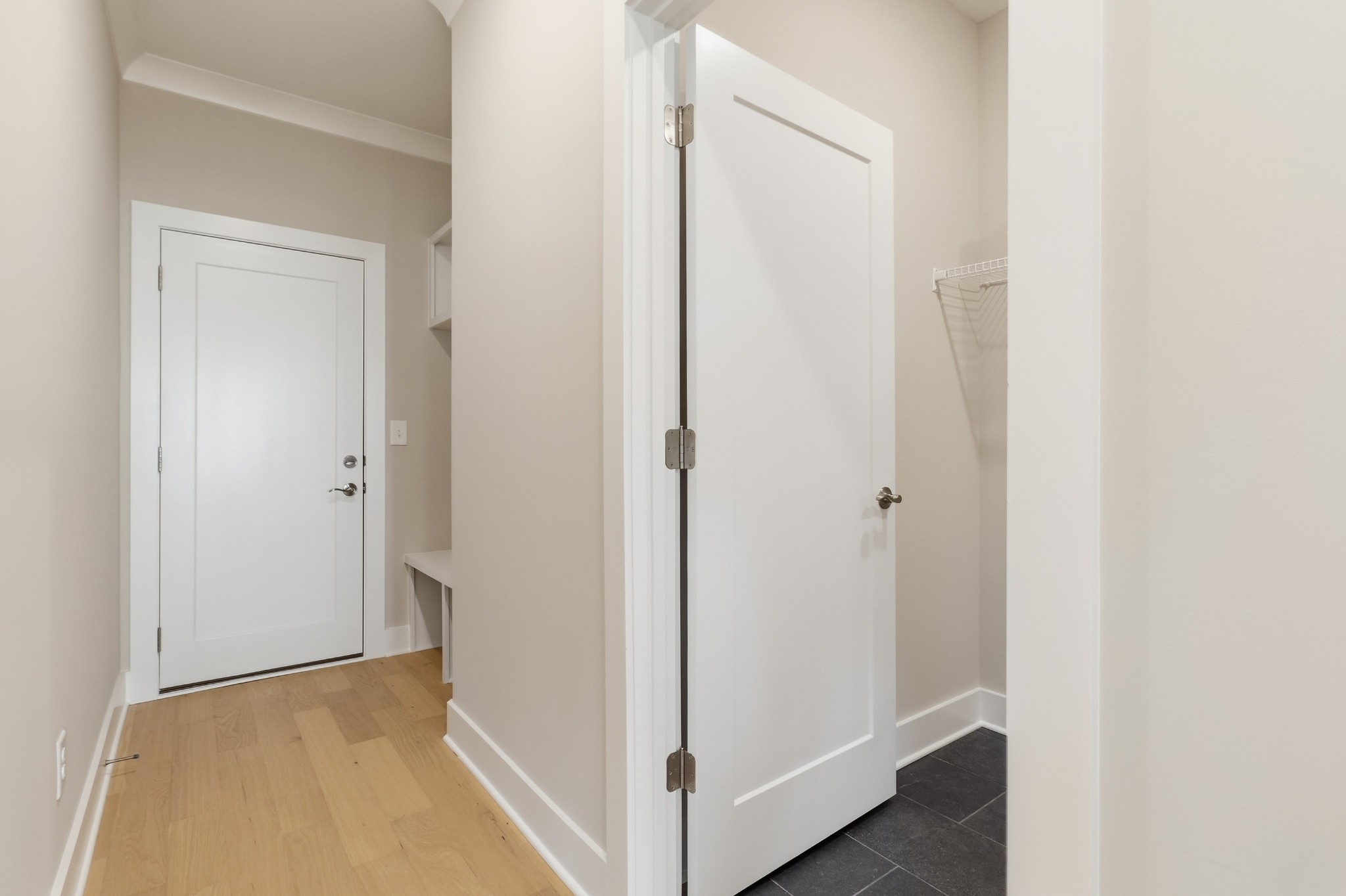 5561 Sinclair St Property Photo 17
