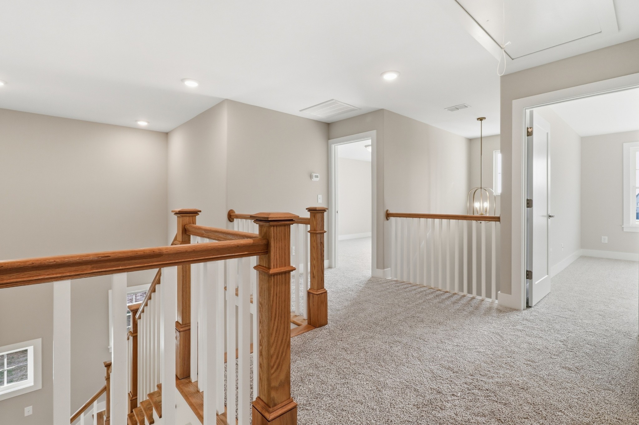 5561 Sinclair St Property Photo 25