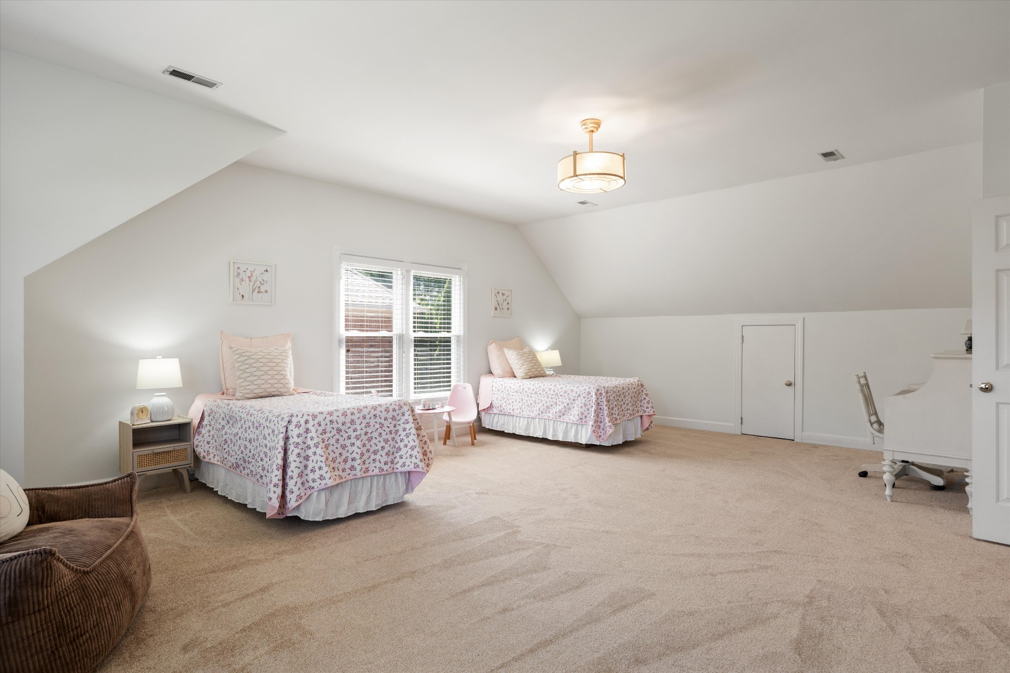 184 Scotsman Ln Property Photo 30