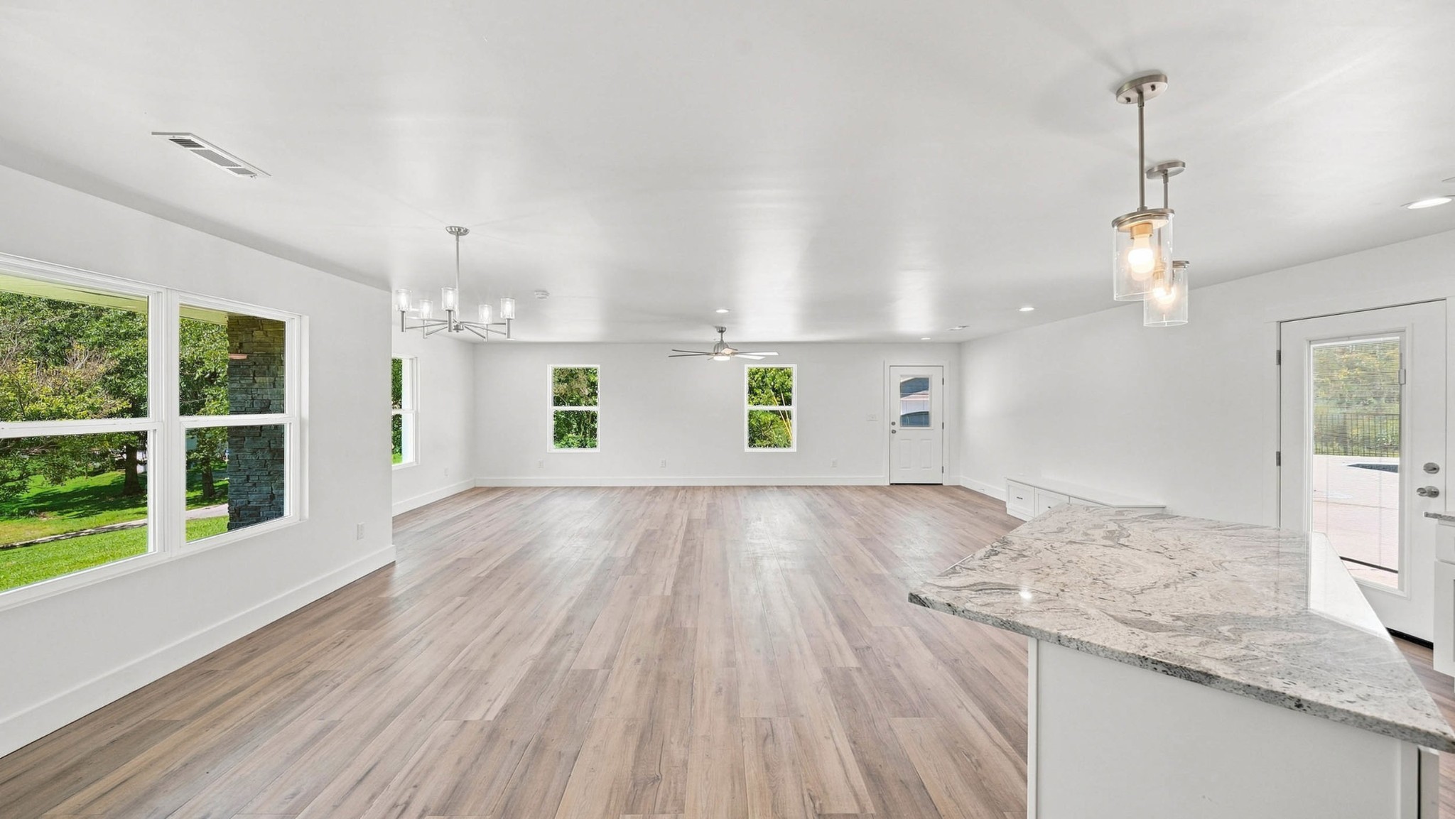 468 Wilkey Rd Property Photo 4