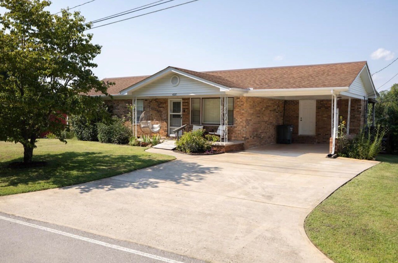 420 Thompson Weiman Rd Property Photo 1