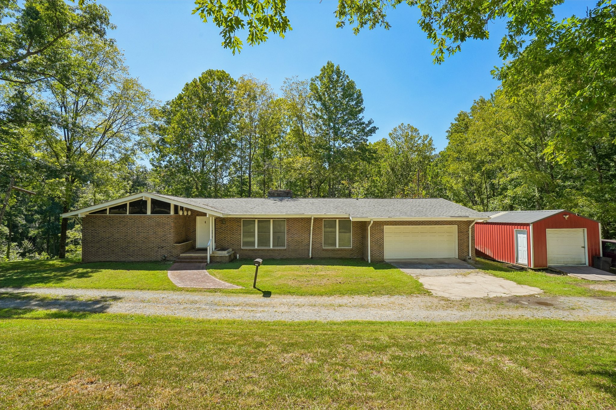 1071 Simms Heights Rd Property Photo 2