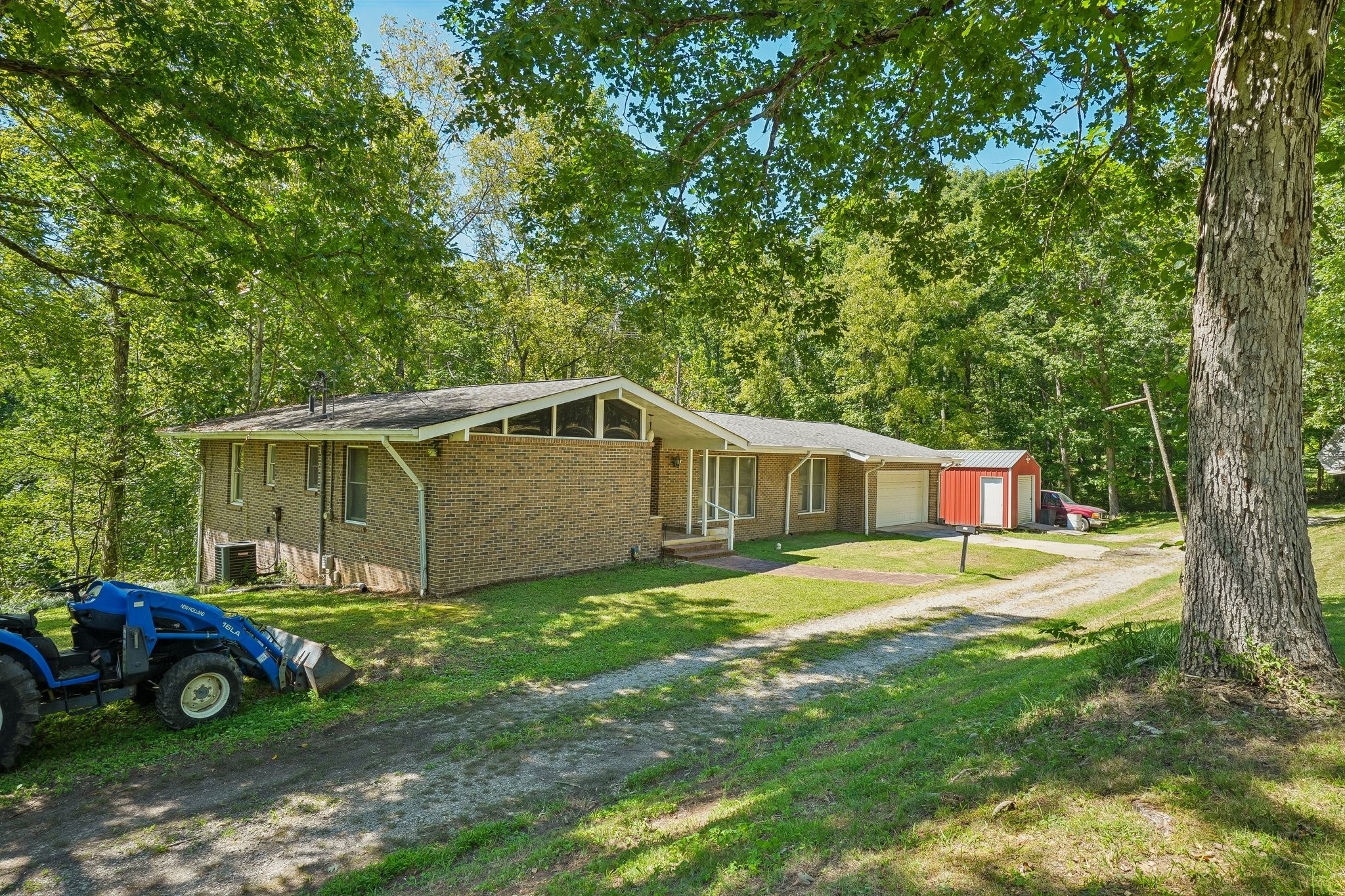 1071 Simms Heights Rd Property Photo 3