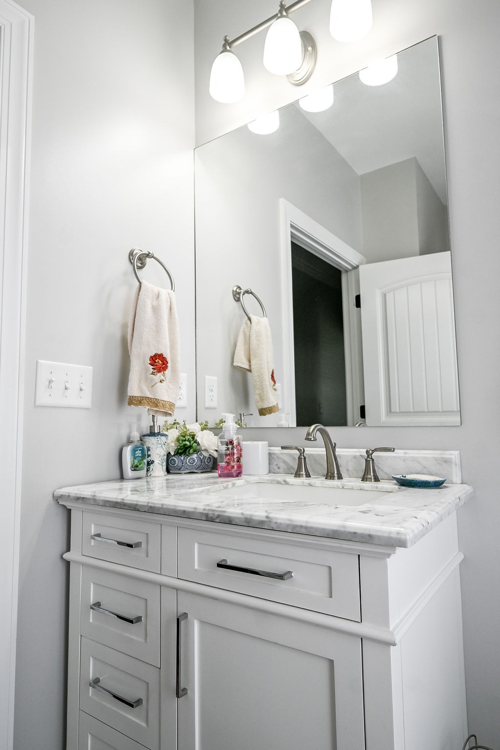 4878 Grove Park Dr, Ne Property Photo 21