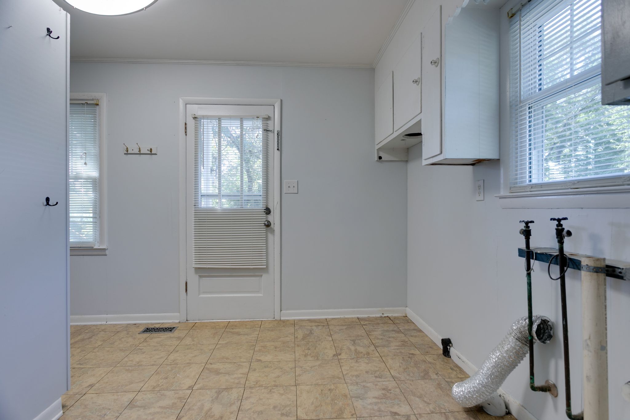 316 7th Ave Property Photo 12
