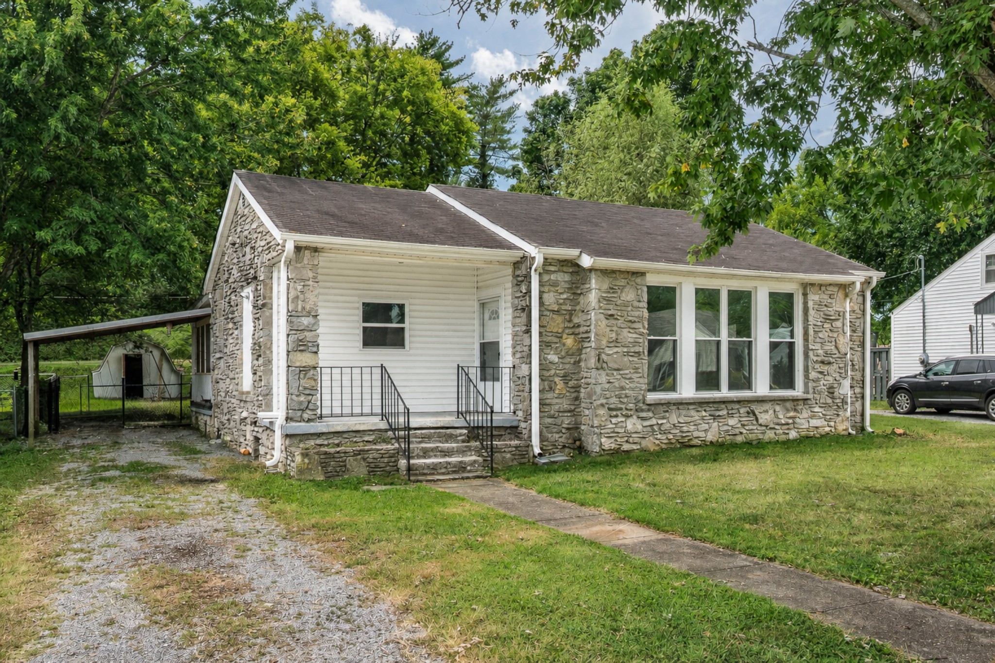 602 Hatcher Dr Property Photo 1
