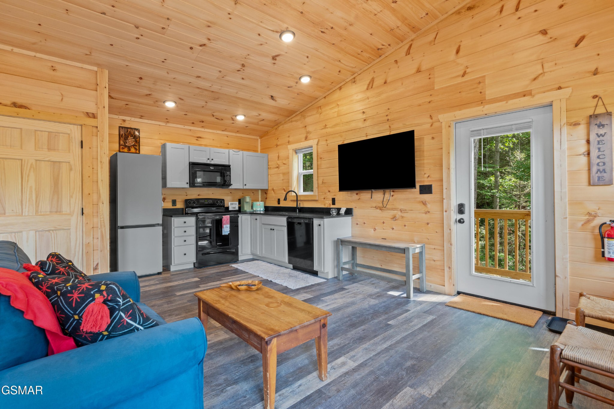 21222128 Bluff Mountain Road Property Photo 32