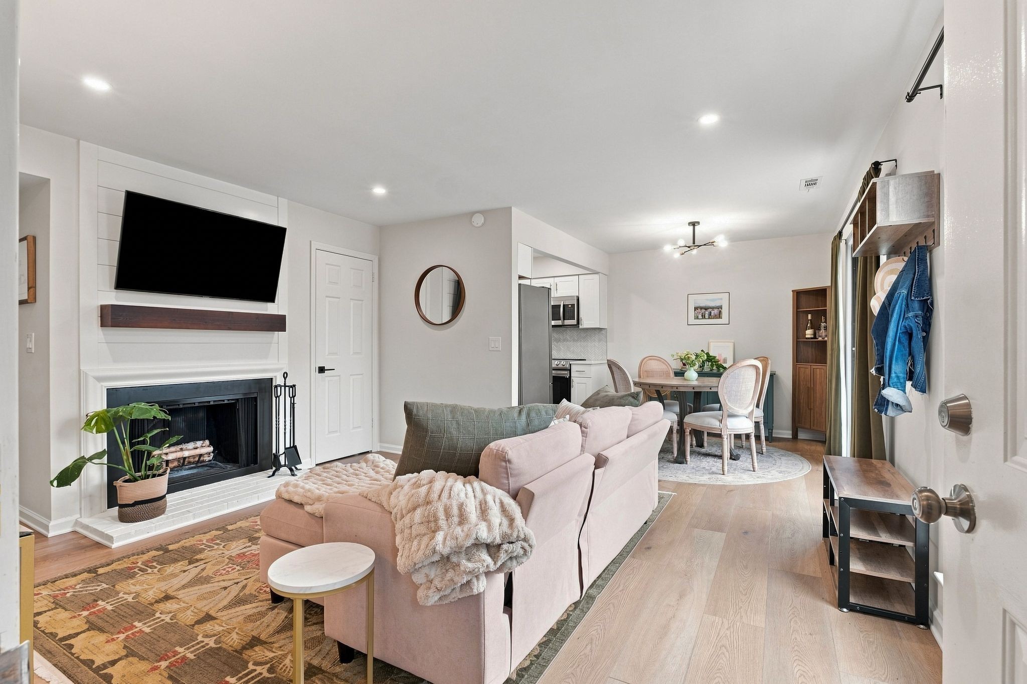 5858 Brentwood Trce Property Photo 1
