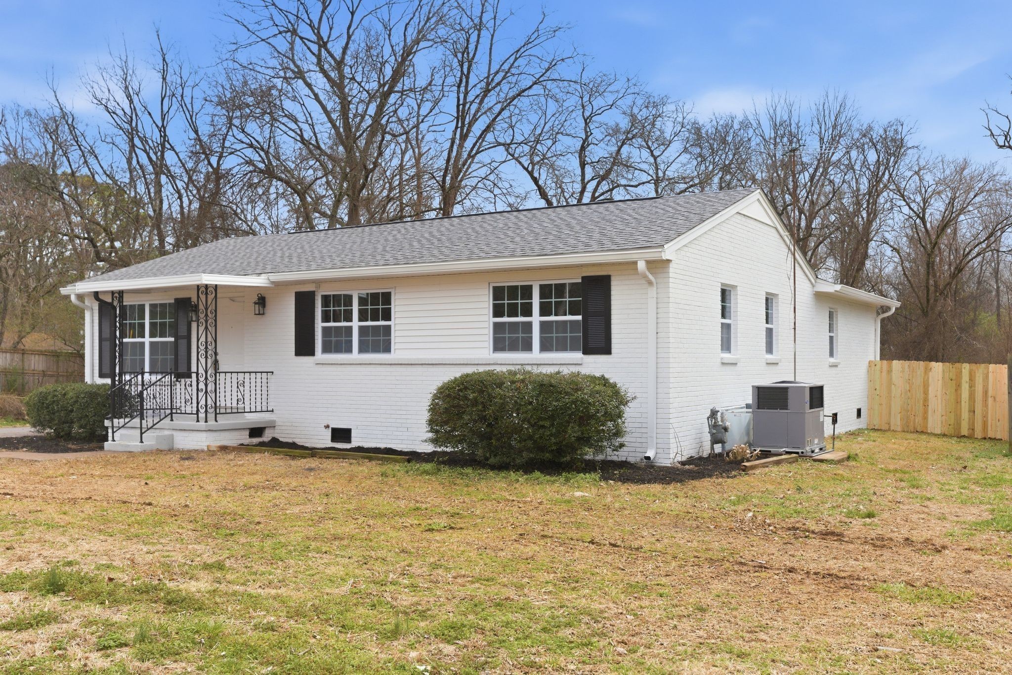 1806 Fern Dr Property Photo 1