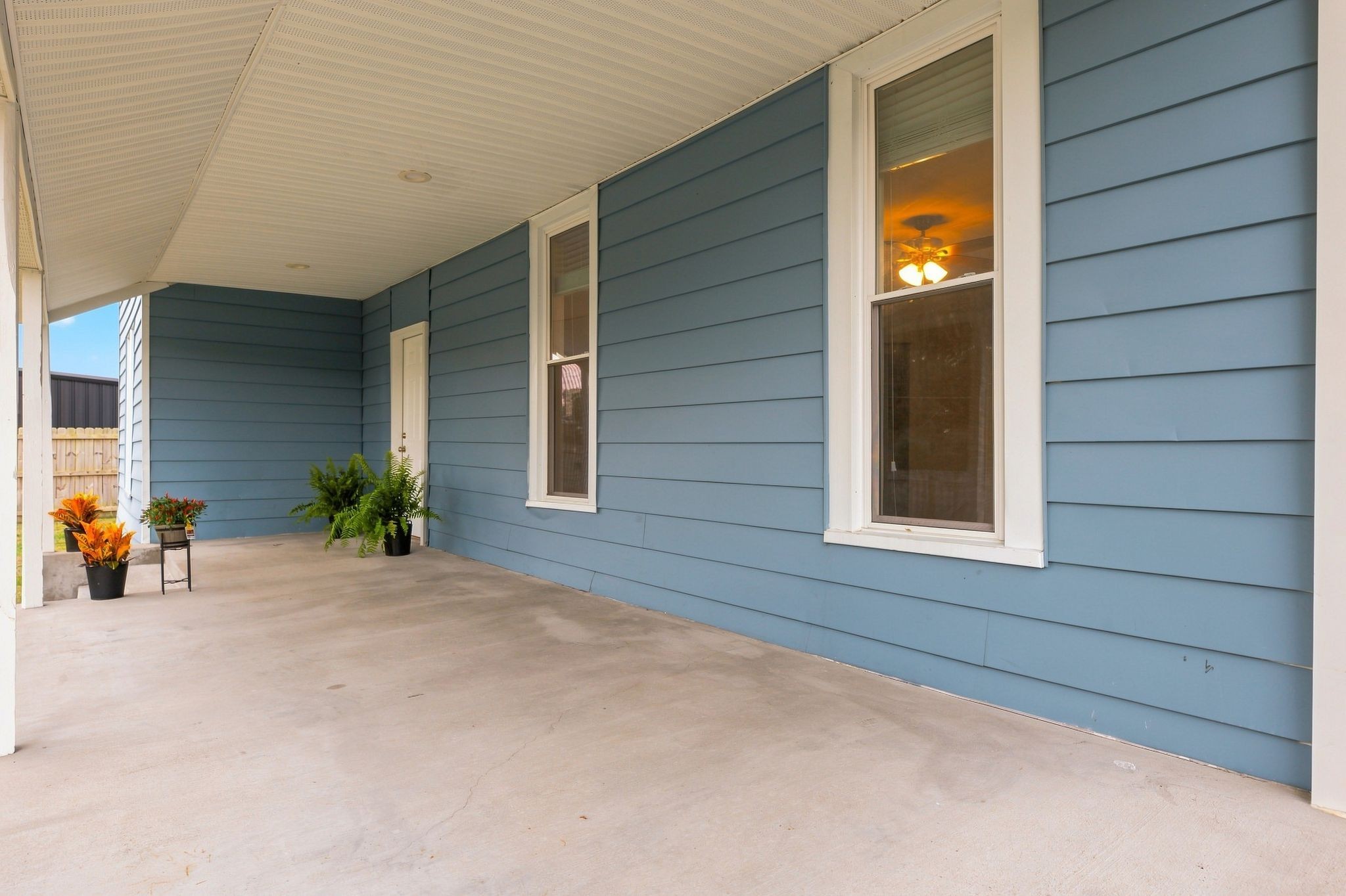 207 N Woodland St Property Photo 2