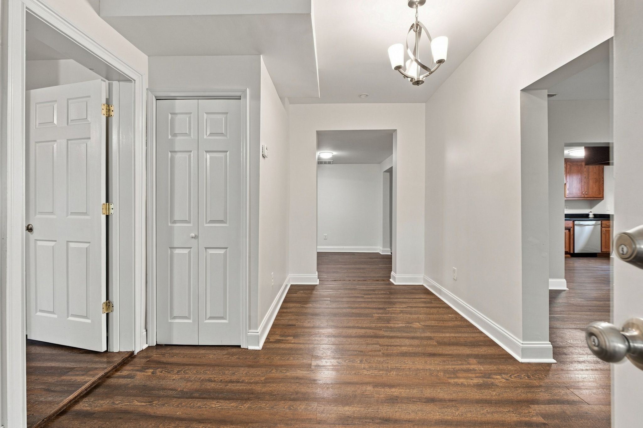 207 N Woodland St Property Photo 4