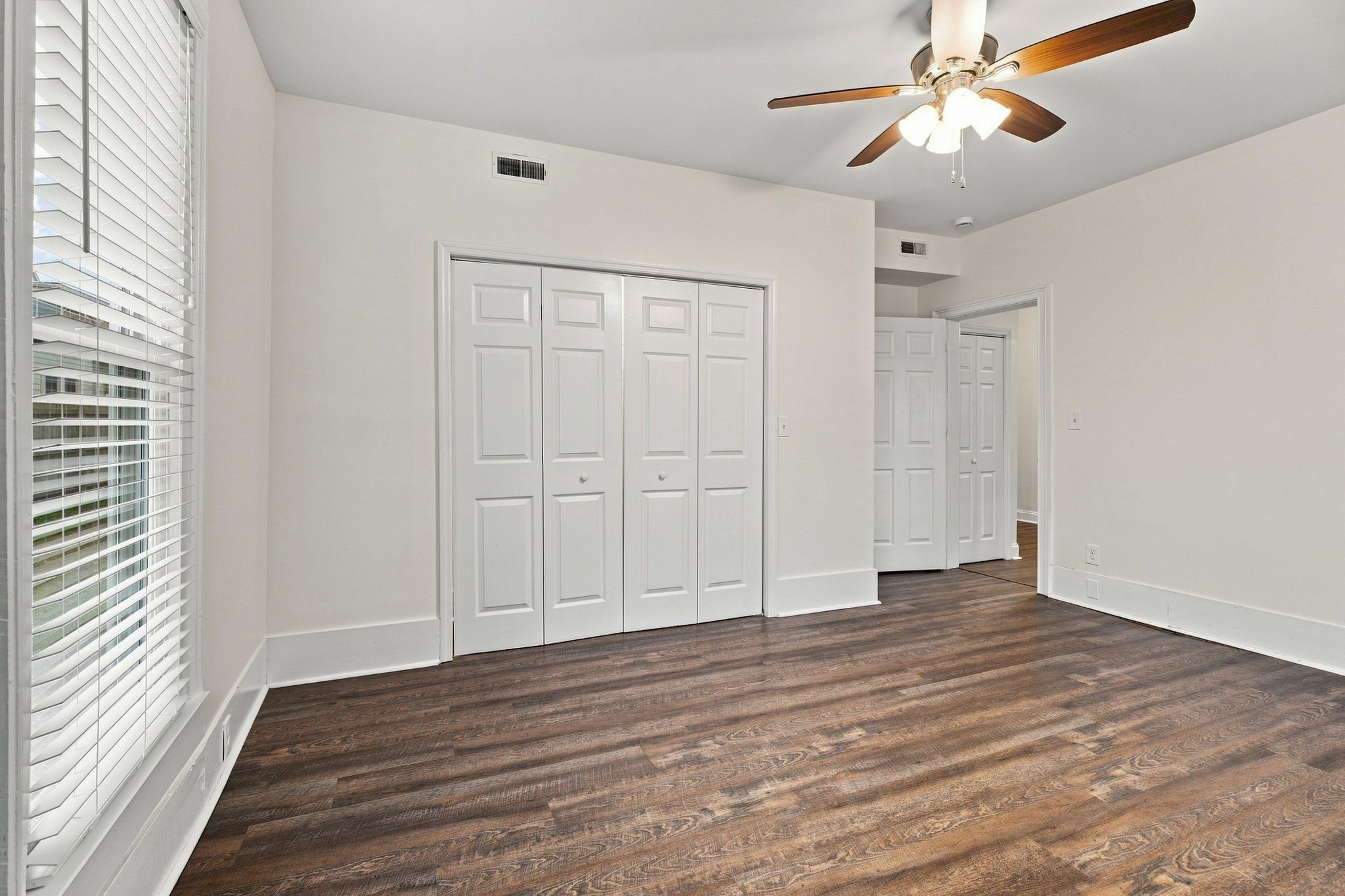 207 N Woodland St Property Photo 7