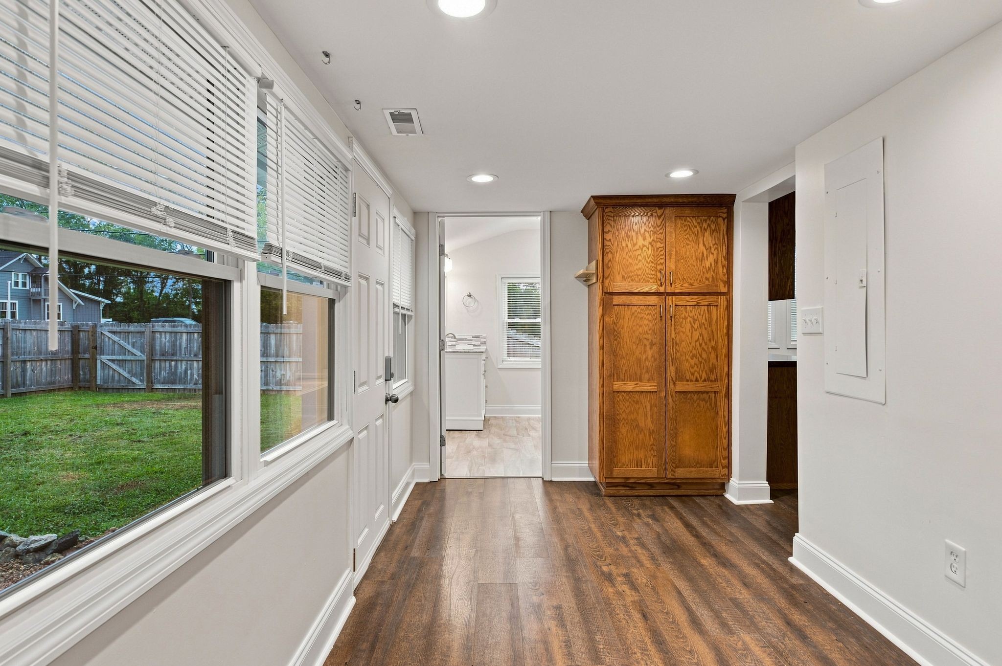 207 N Woodland St Property Photo 18