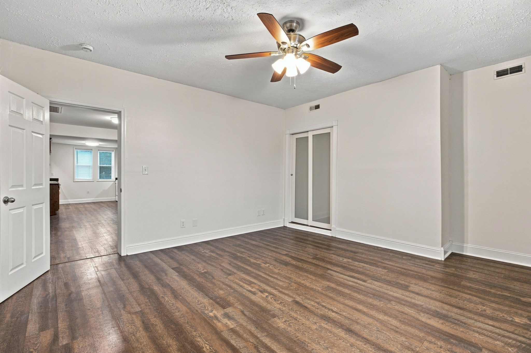 207 N Woodland St Property Photo 21