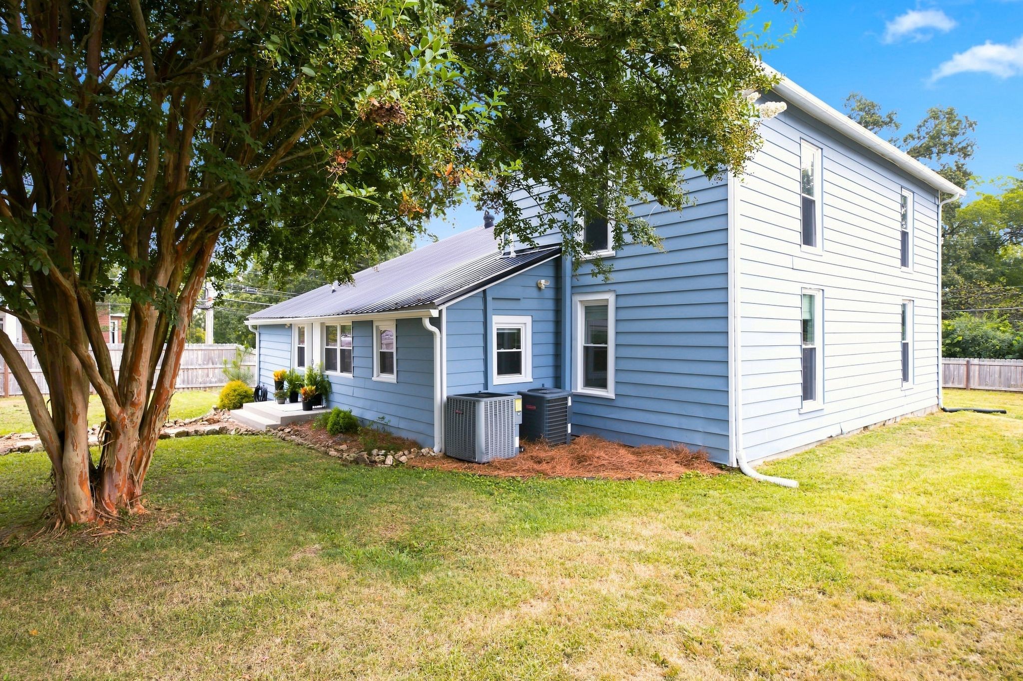 207 N Woodland St Property Photo 34