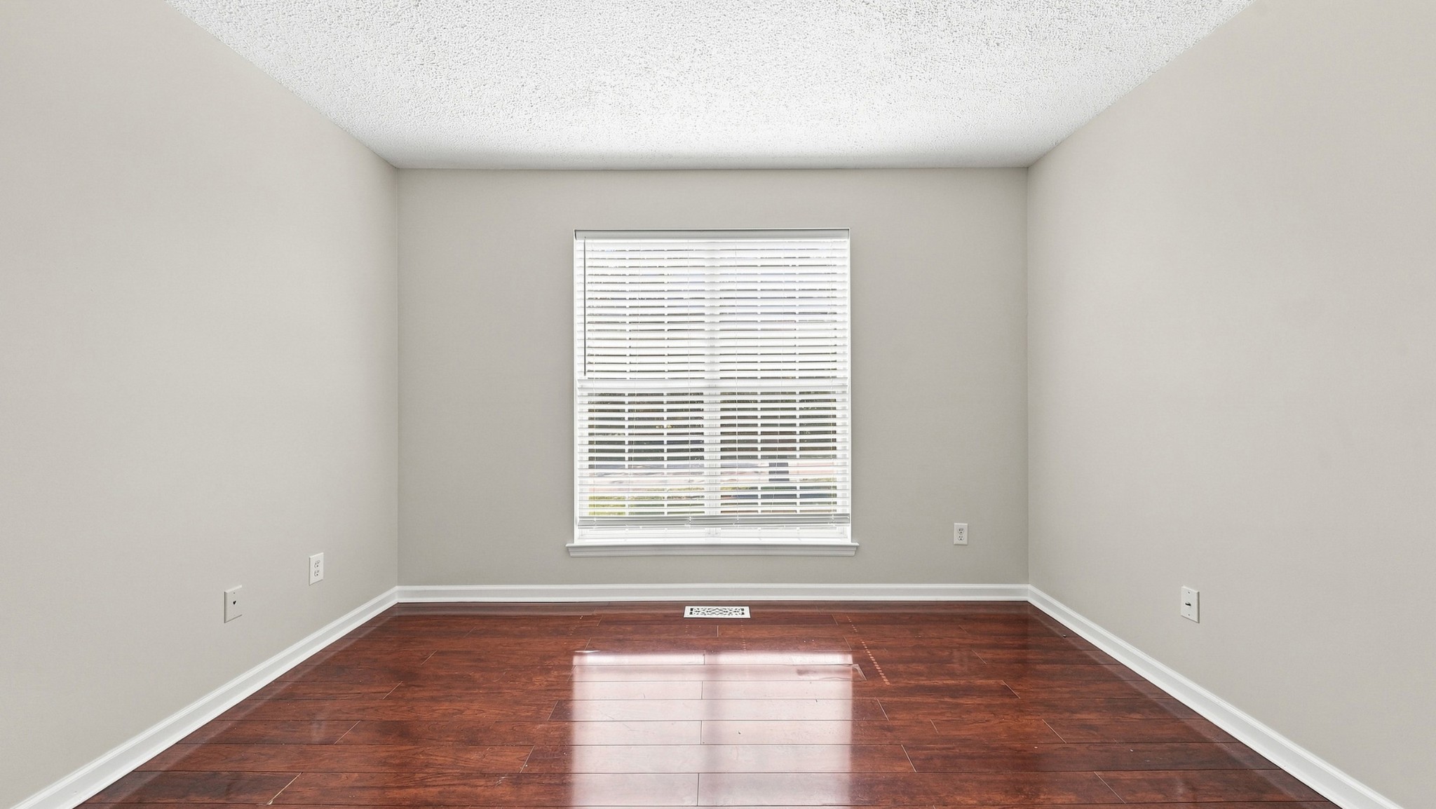 6179 Pringle Dr Property Photo 15