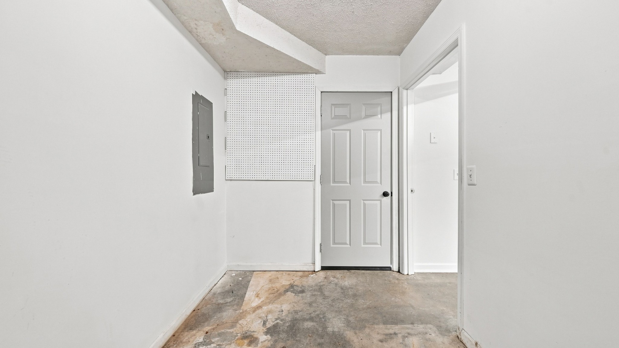 6179 Pringle Dr Property Photo 37