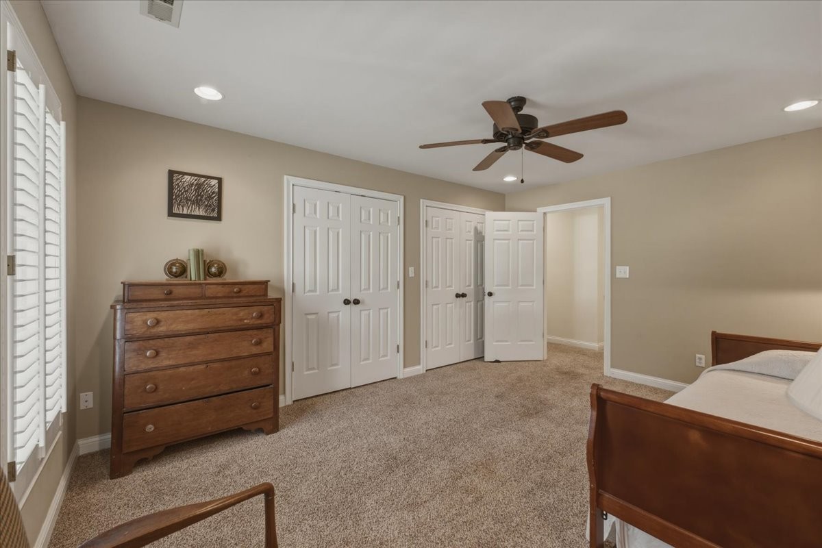 2131 Breckenridge St Property Photo 32