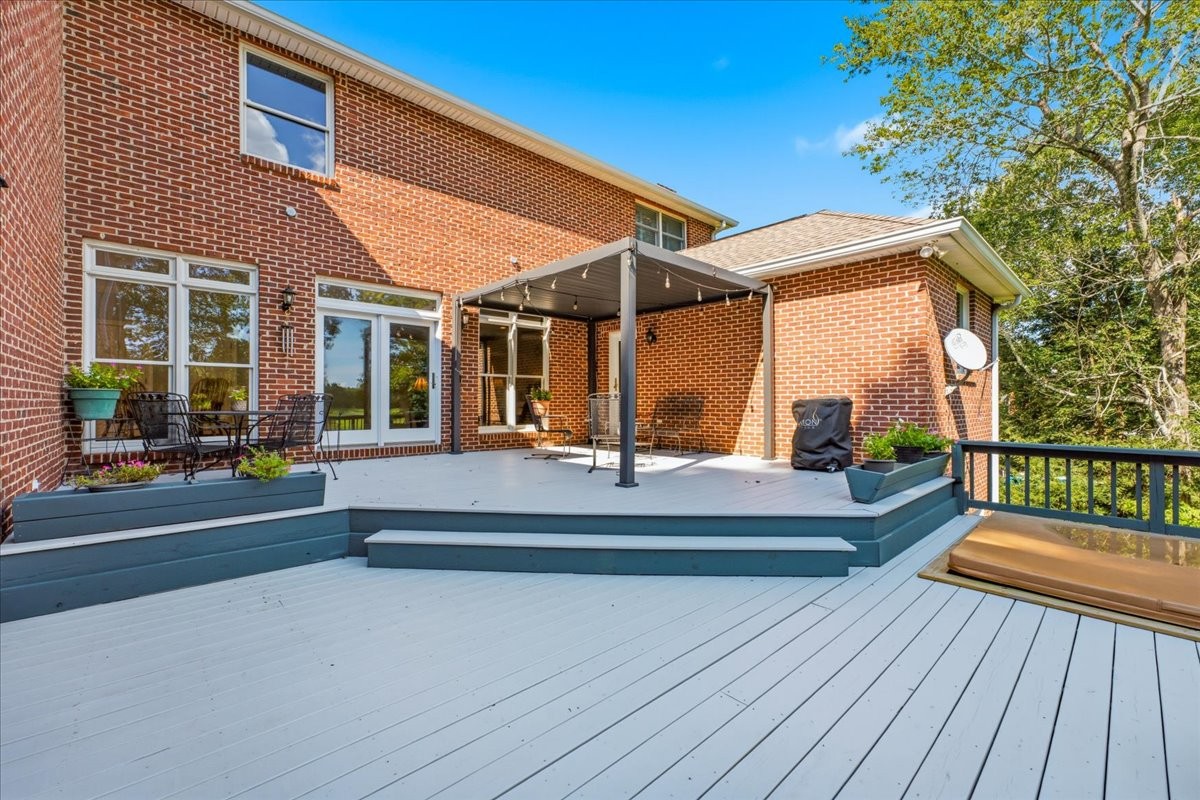 2131 Breckenridge St Property Photo 44