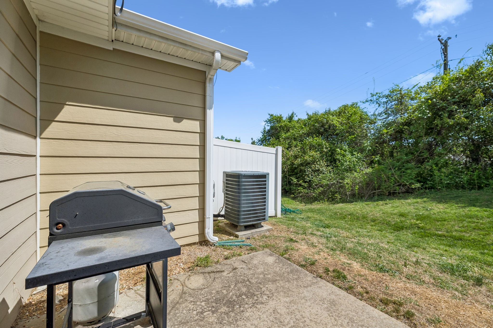 112 Cobblestone Place Dr Property Photo 35