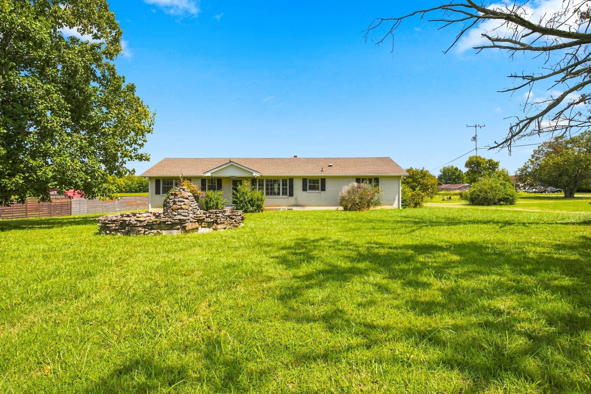 208 Scattersville Rd Property Photo 2