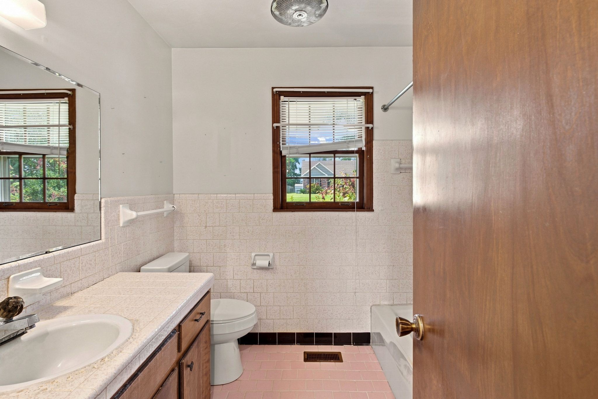 208 Scattersville Rd Property Photo 14