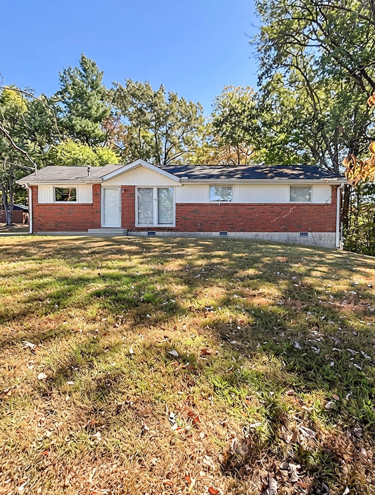 350 Ladybird Dr Property Photo 1