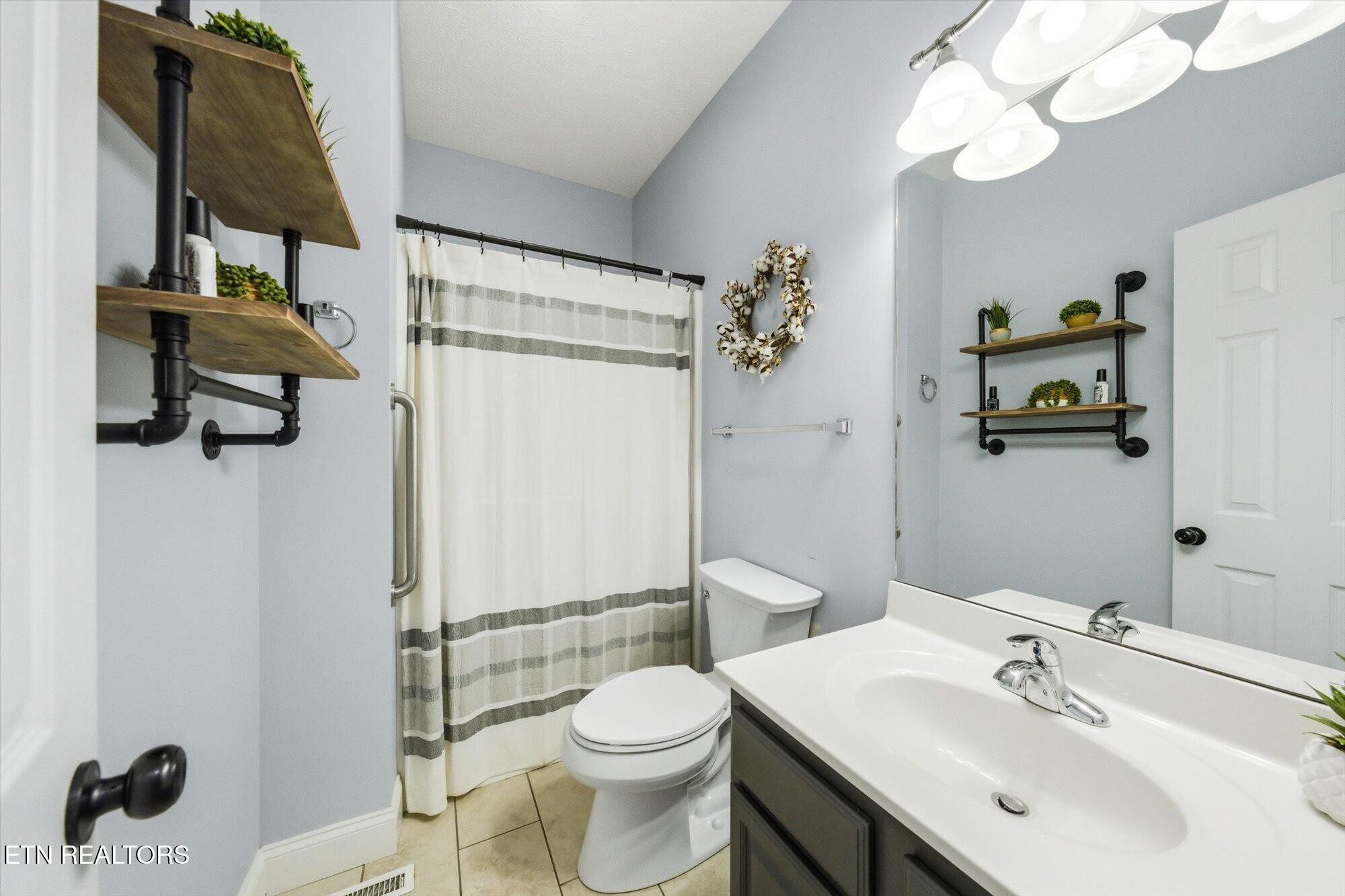1537 Ellis Woods Loop Property Photo 24