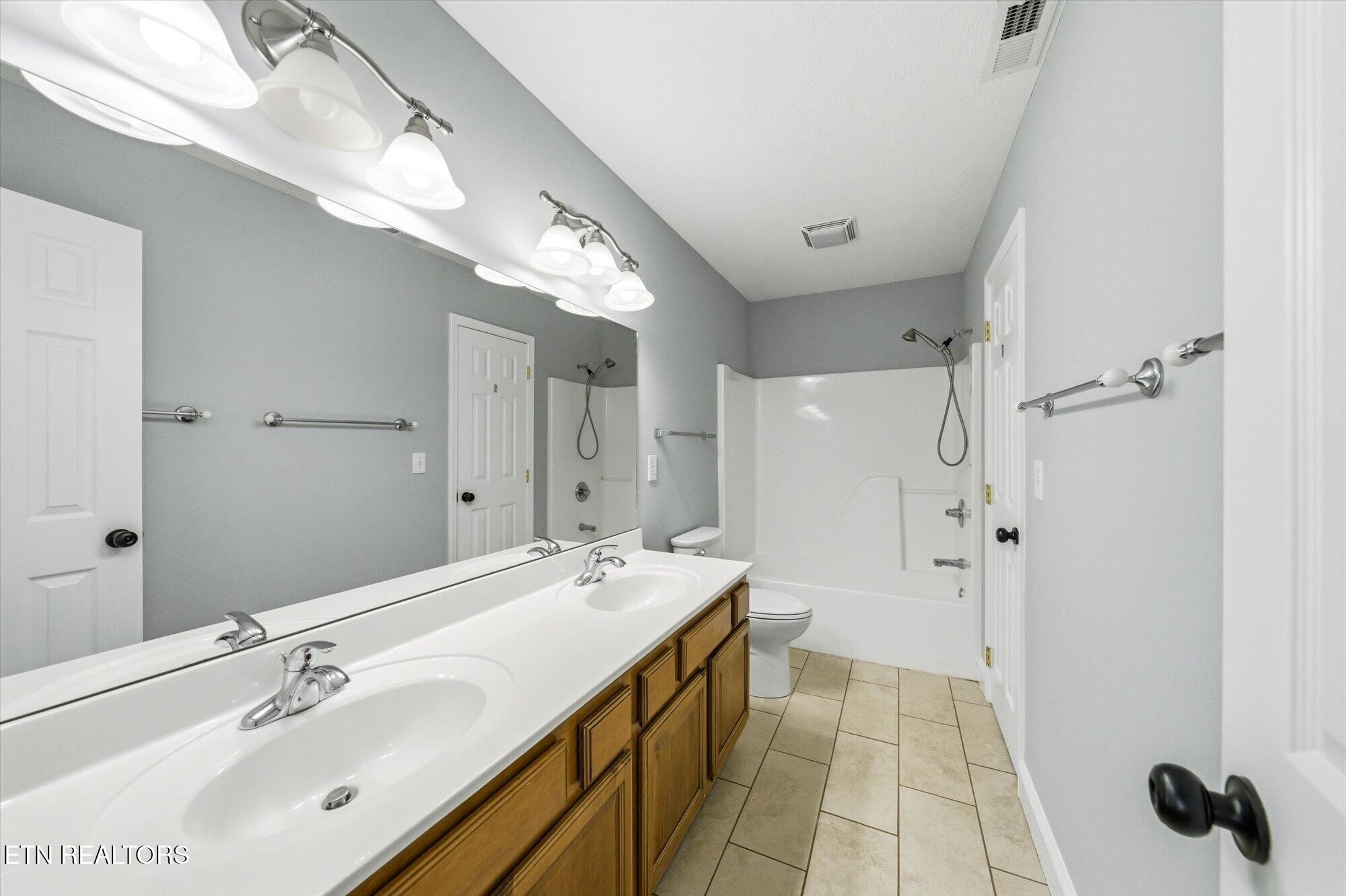 1537 Ellis Woods Loop Property Photo 32