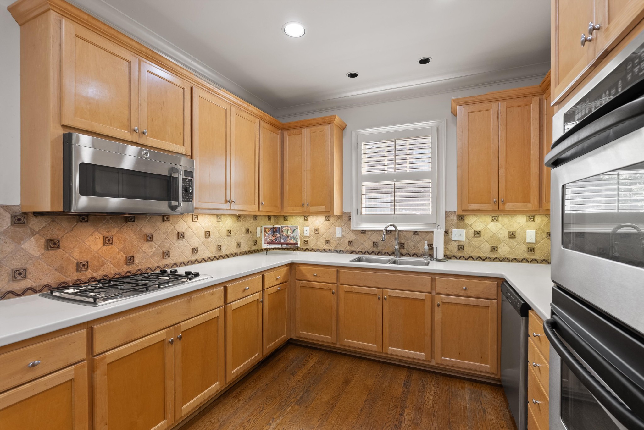 4412 Estes Rd Property Photo 13