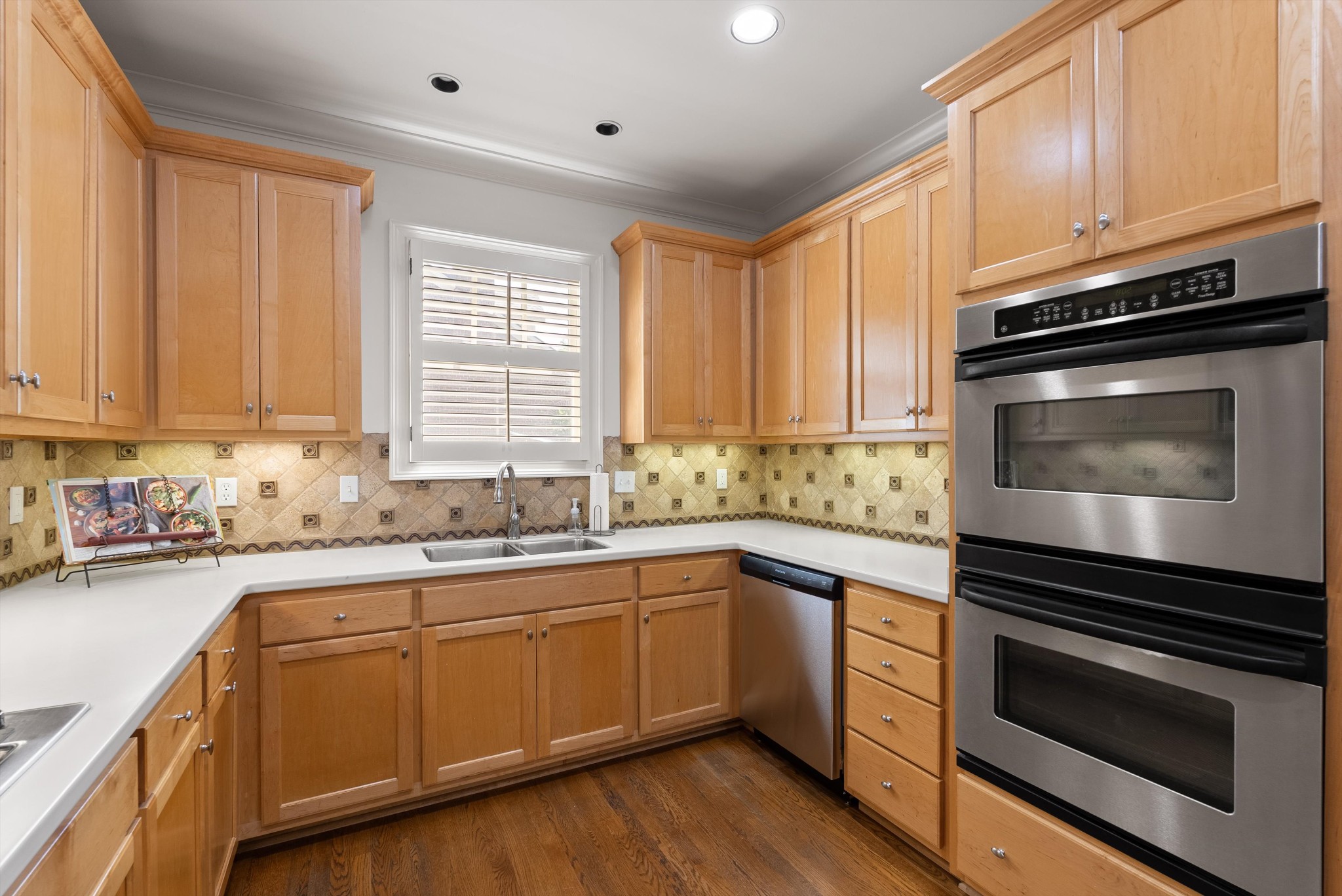 4412 Estes Rd Property Photo 14