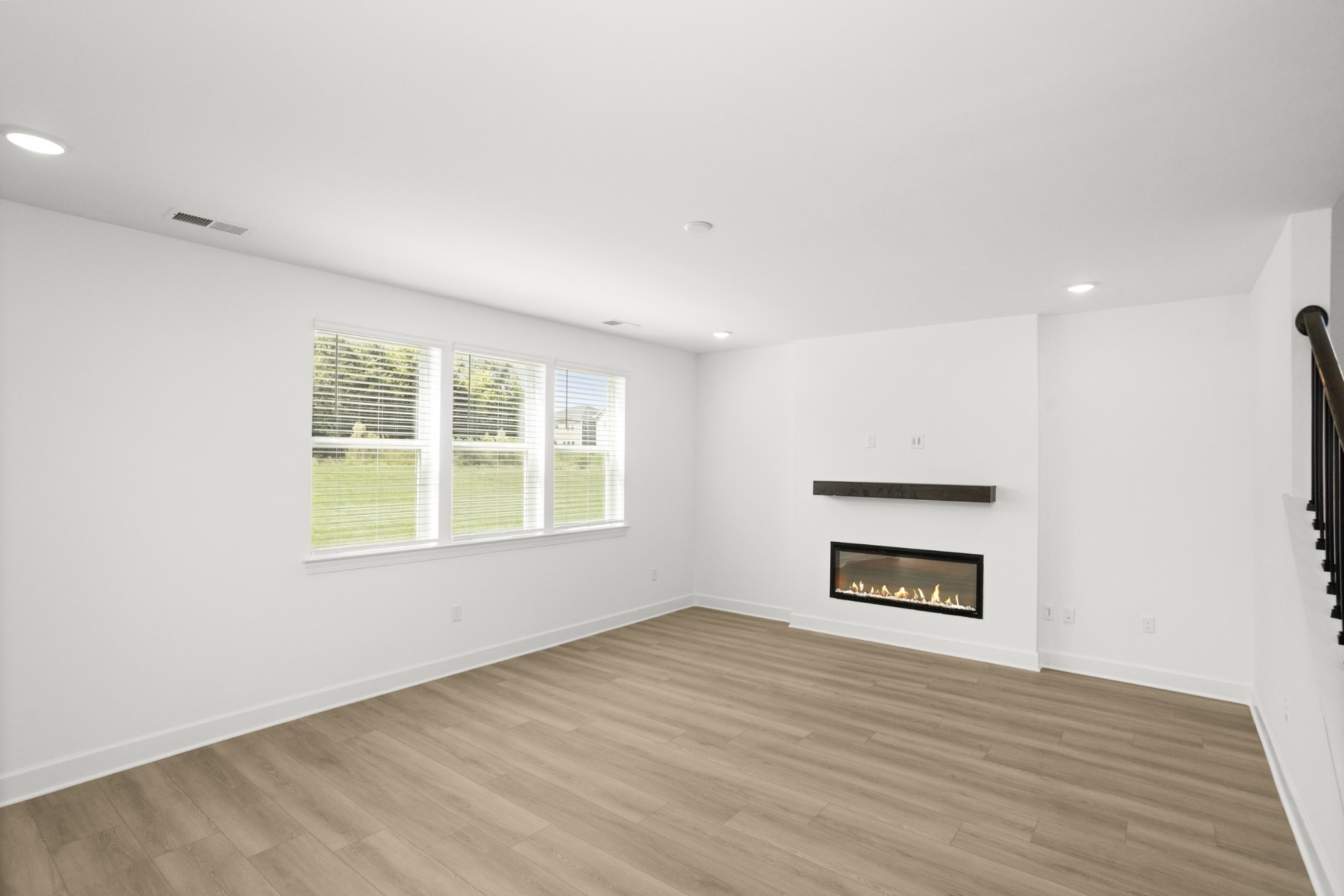 109 West Cassa Way Property Photo 16