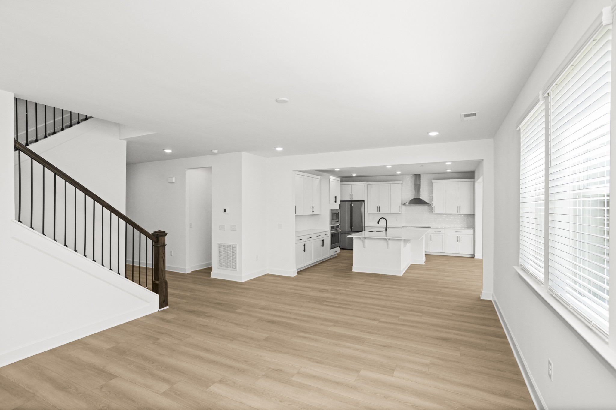 109 West Cassa Way Property Photo 19