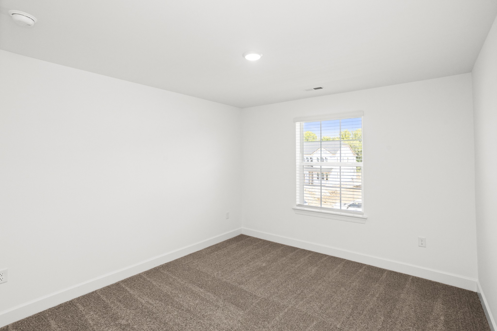109 West Cassa Way Property Photo 34